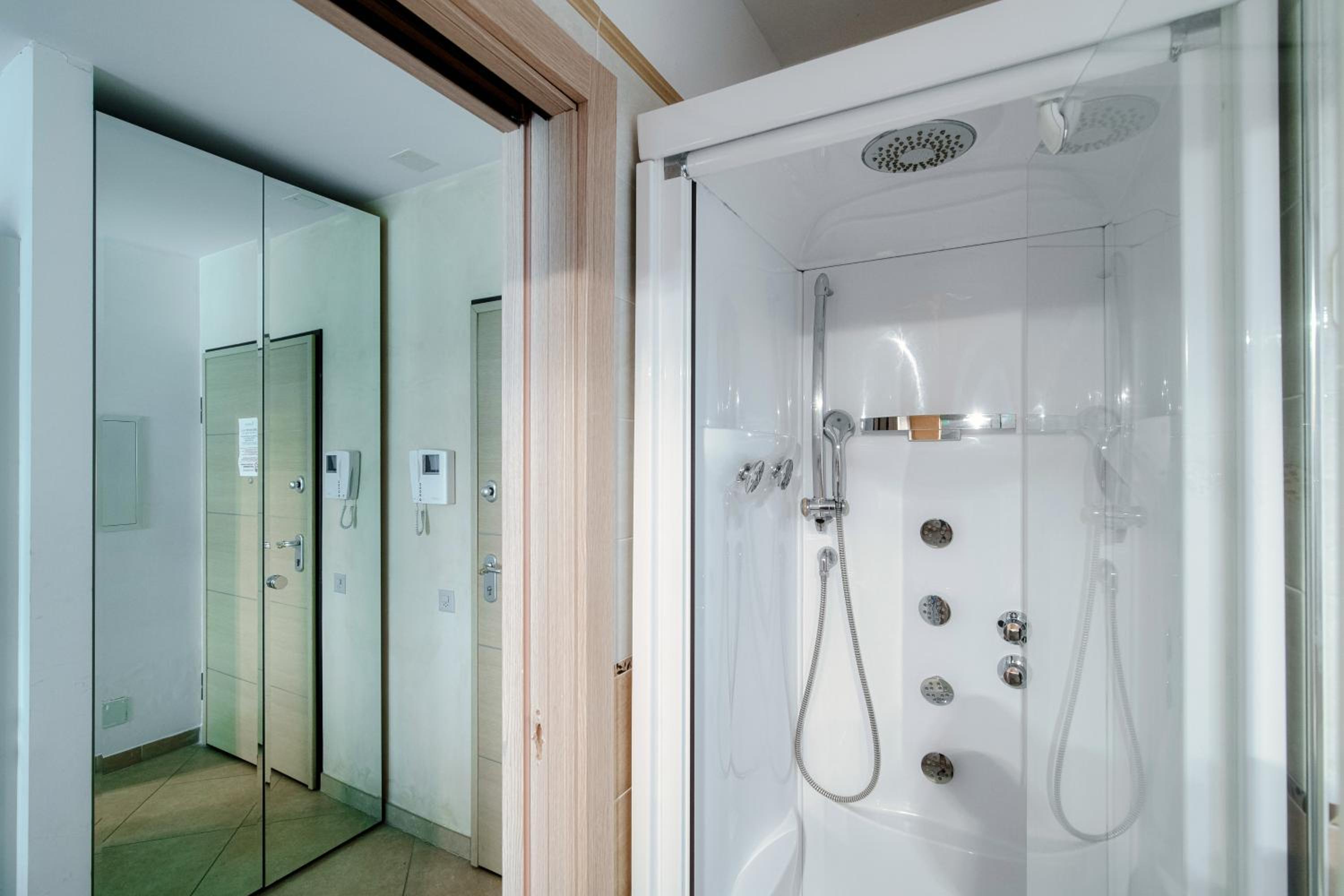 Prestige 7 by Quokka 360 - Quiet Studio with Balcony
