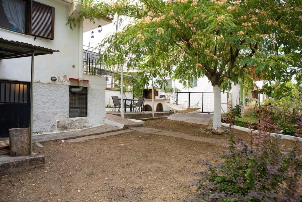Iria's Cosy Traditional House view 5