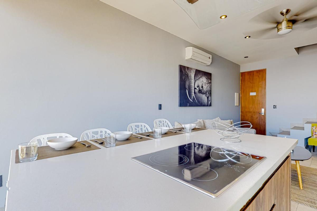 IT Hotel & Residence 402 view 5
