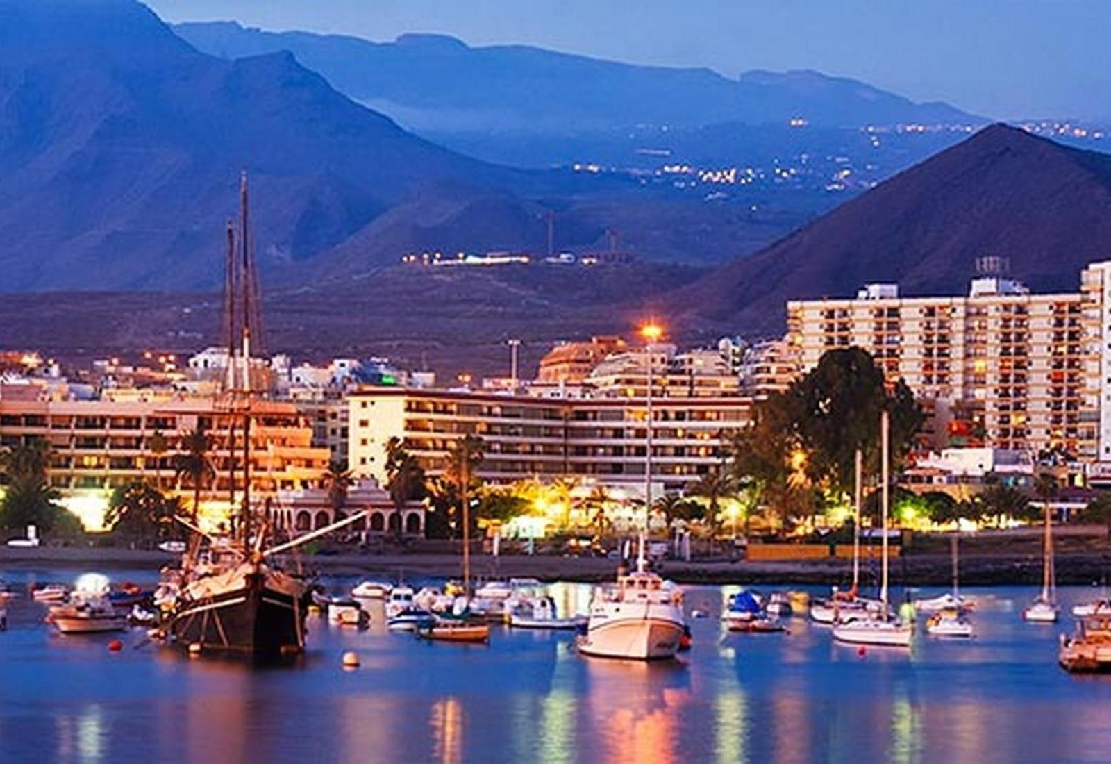 Los Cristianos Beach property