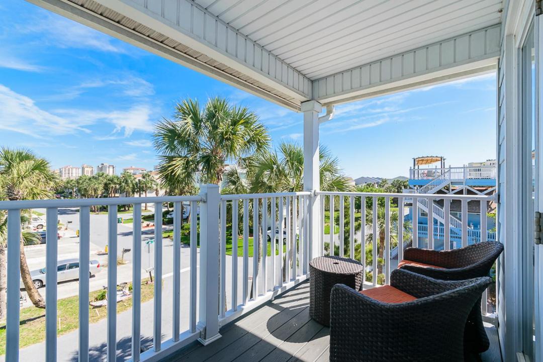 Near Mayo Clinic 2 Blocks From Ocean 4 Bedroom Pet Friendly Home view 2
