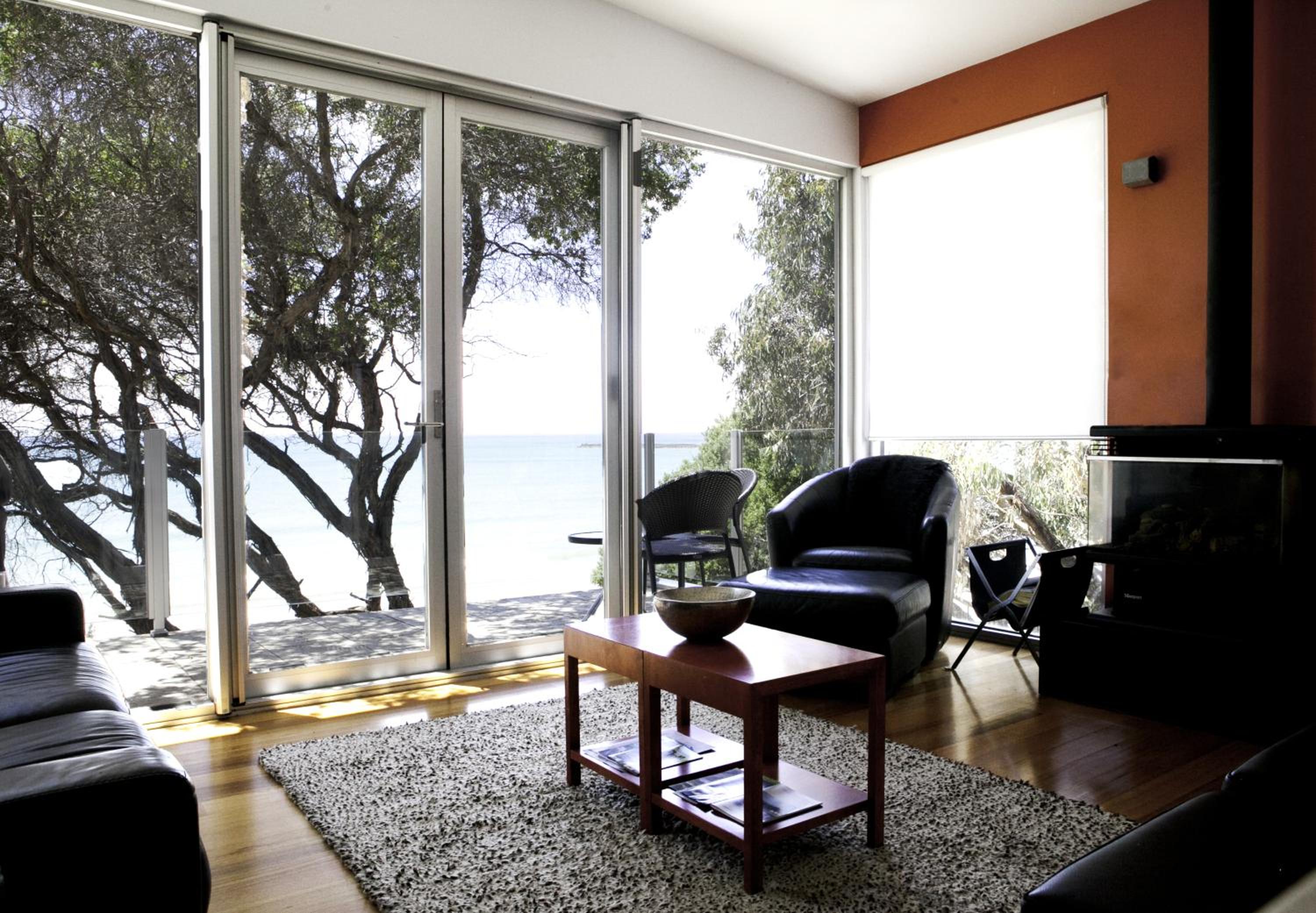 Battery Cove Beach Front Apartment