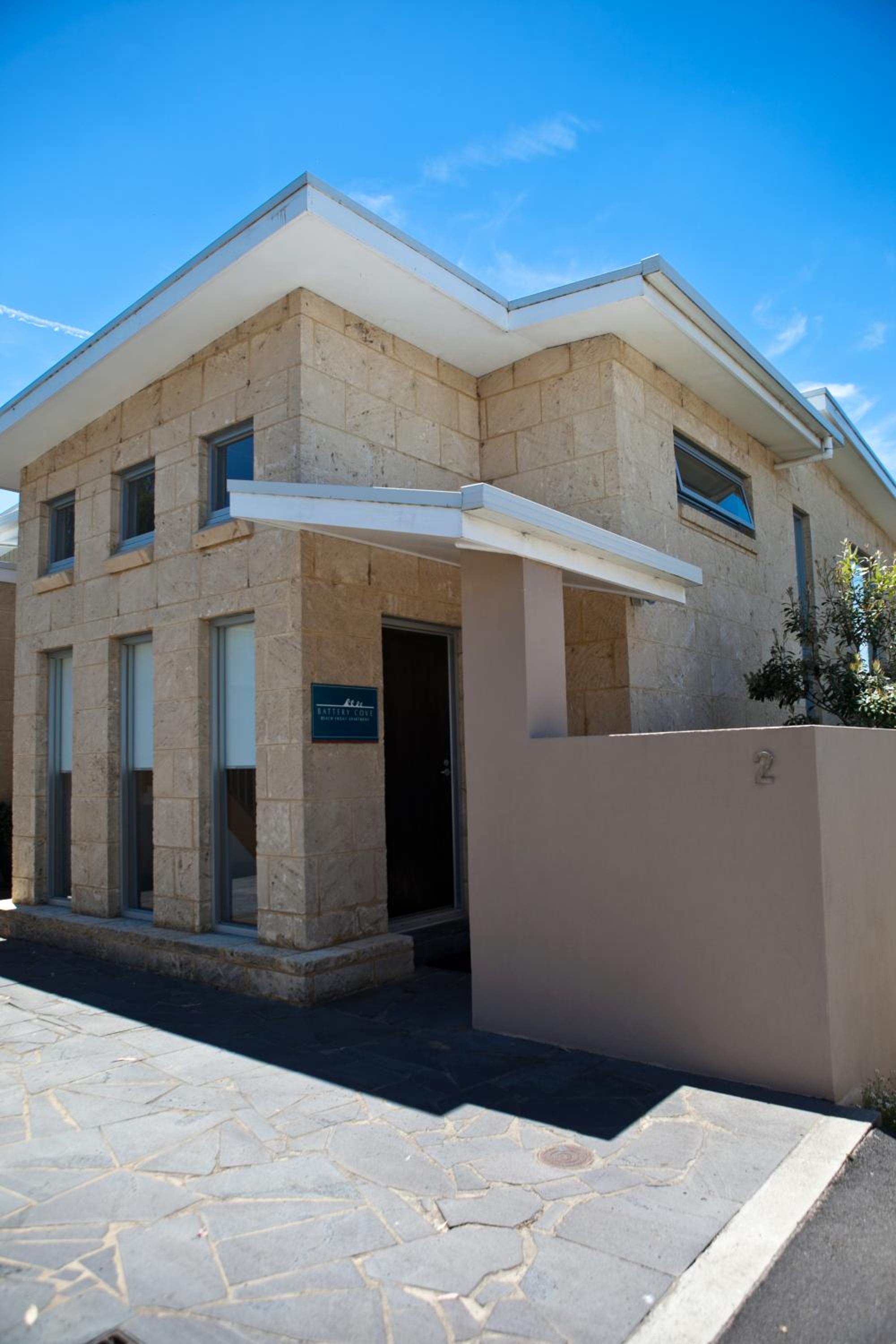 Battery Cove Beach Front Apartment