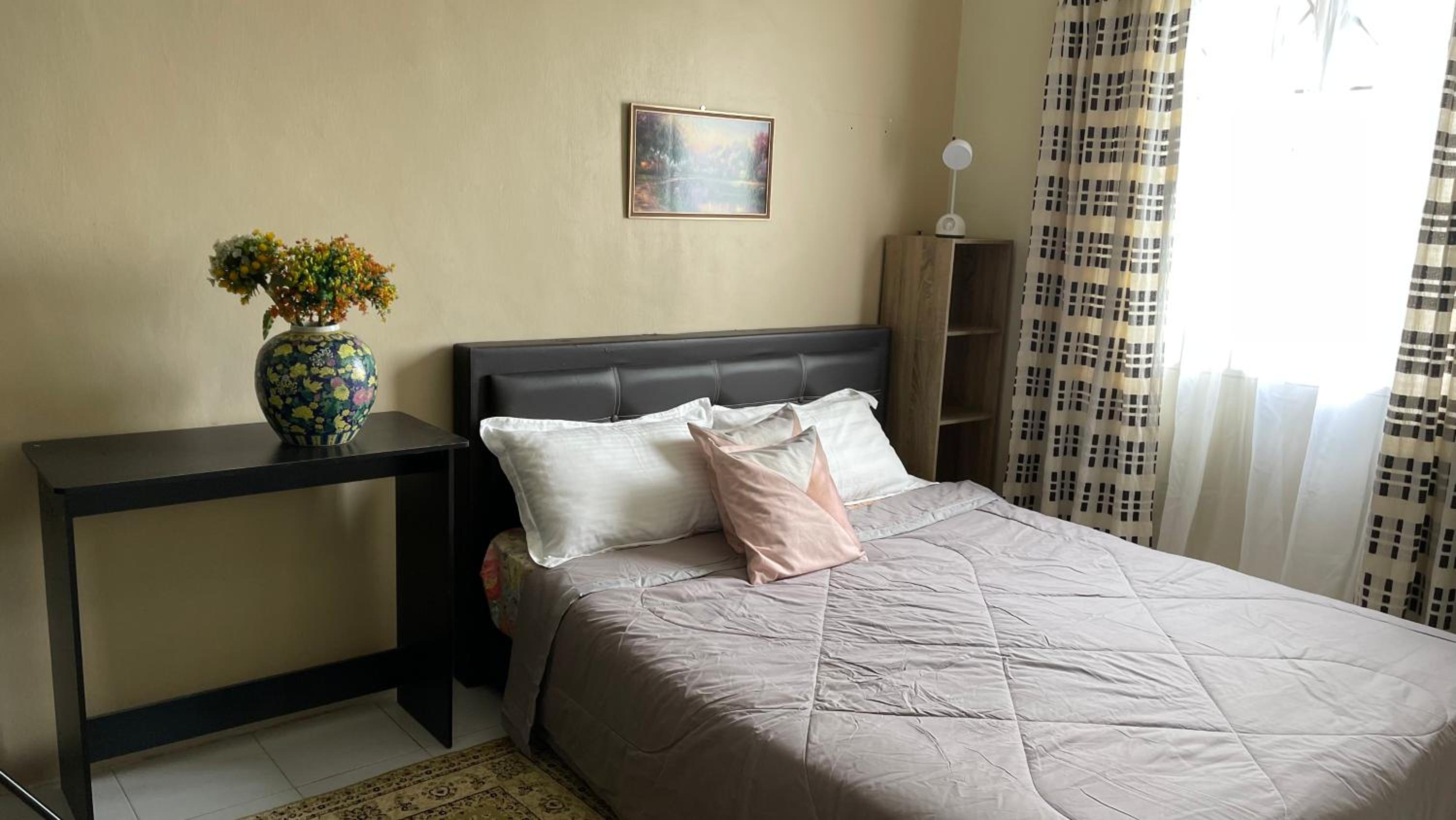 Little Cosy House at14