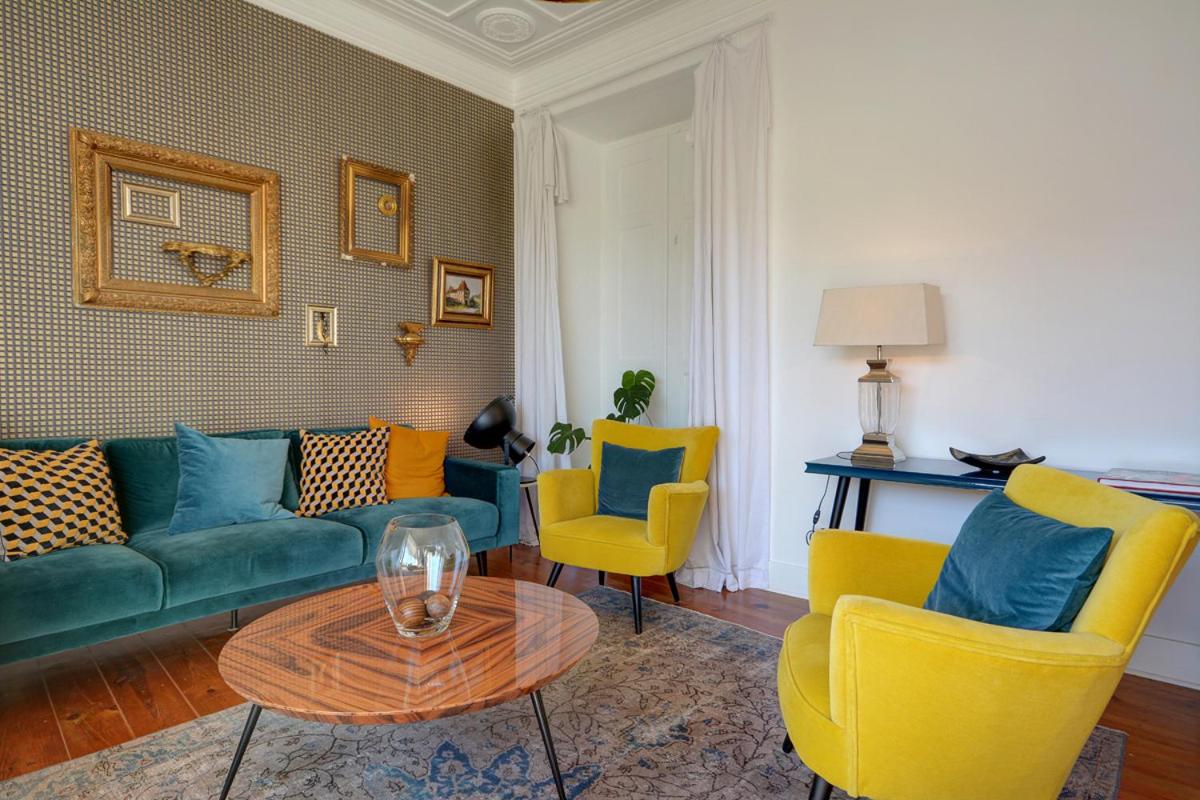 Magnificent Lisbon Apartment by LovelyStay