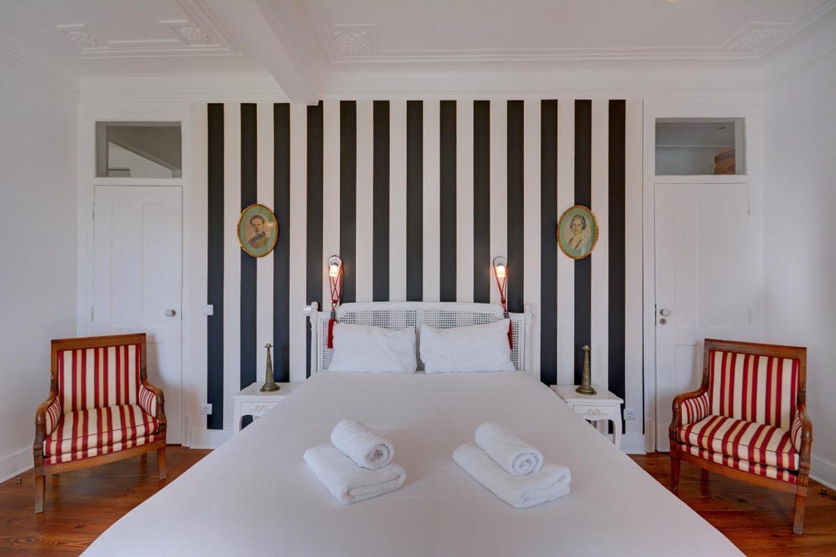 Magnificent Lisbon Apartment by LovelyStay