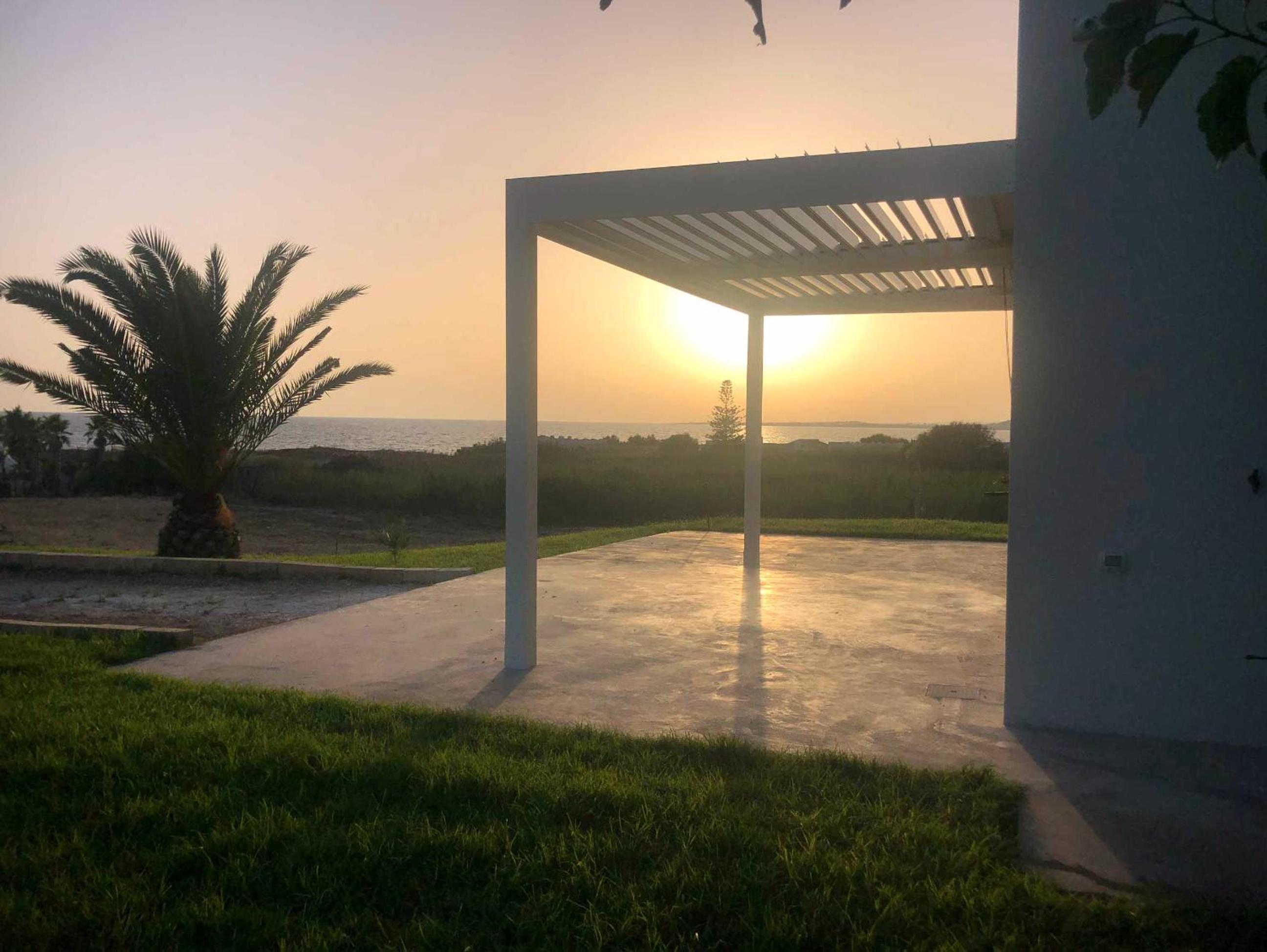 villa Lùmar fronte mare view 4