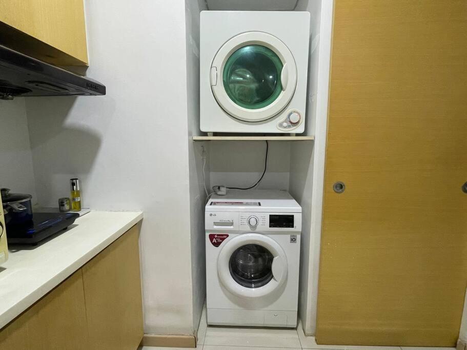 Cozy Home with Private Jacuzzi at KL City 806