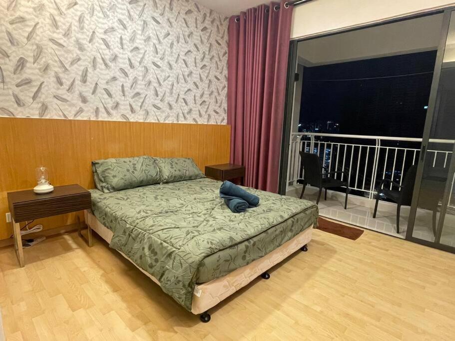 Staycation with Private Jacuzzi @ KL Downtown 1711