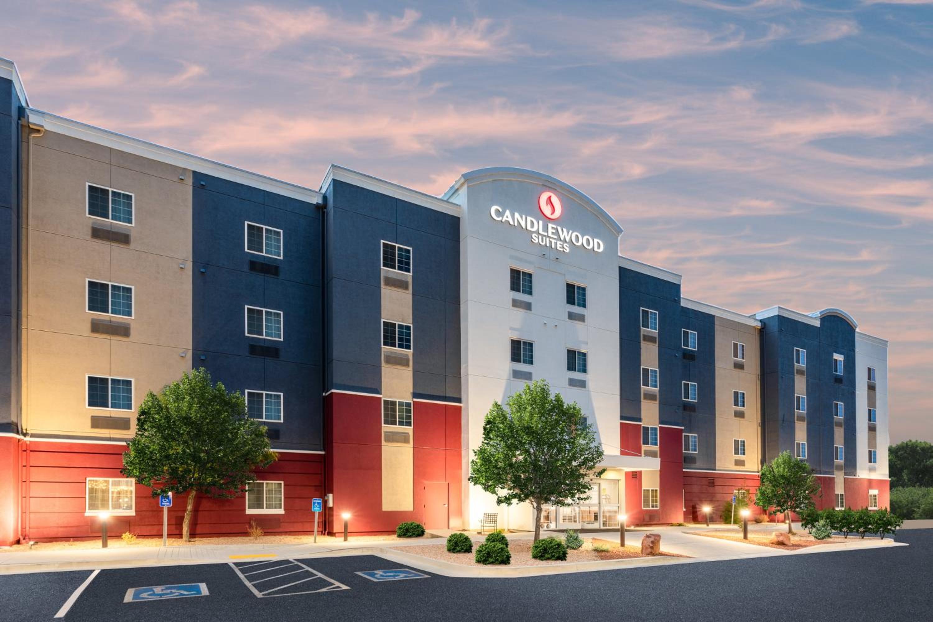 Hotel Candlewood Suites Grand Junction, an IHG Hotel - Image 1