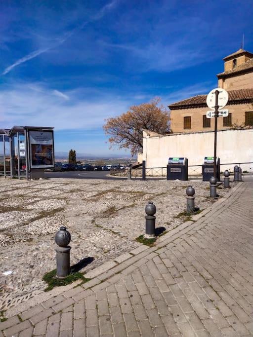 Preciosa casa soleada en mirador albaicin