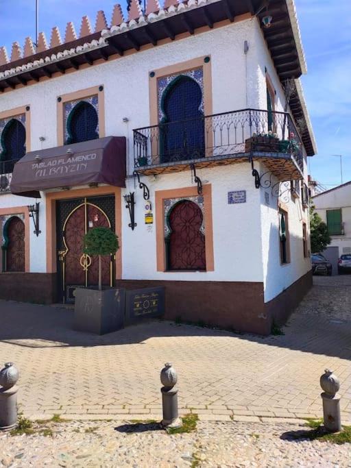 Preciosa casa soleada en mirador albaicin