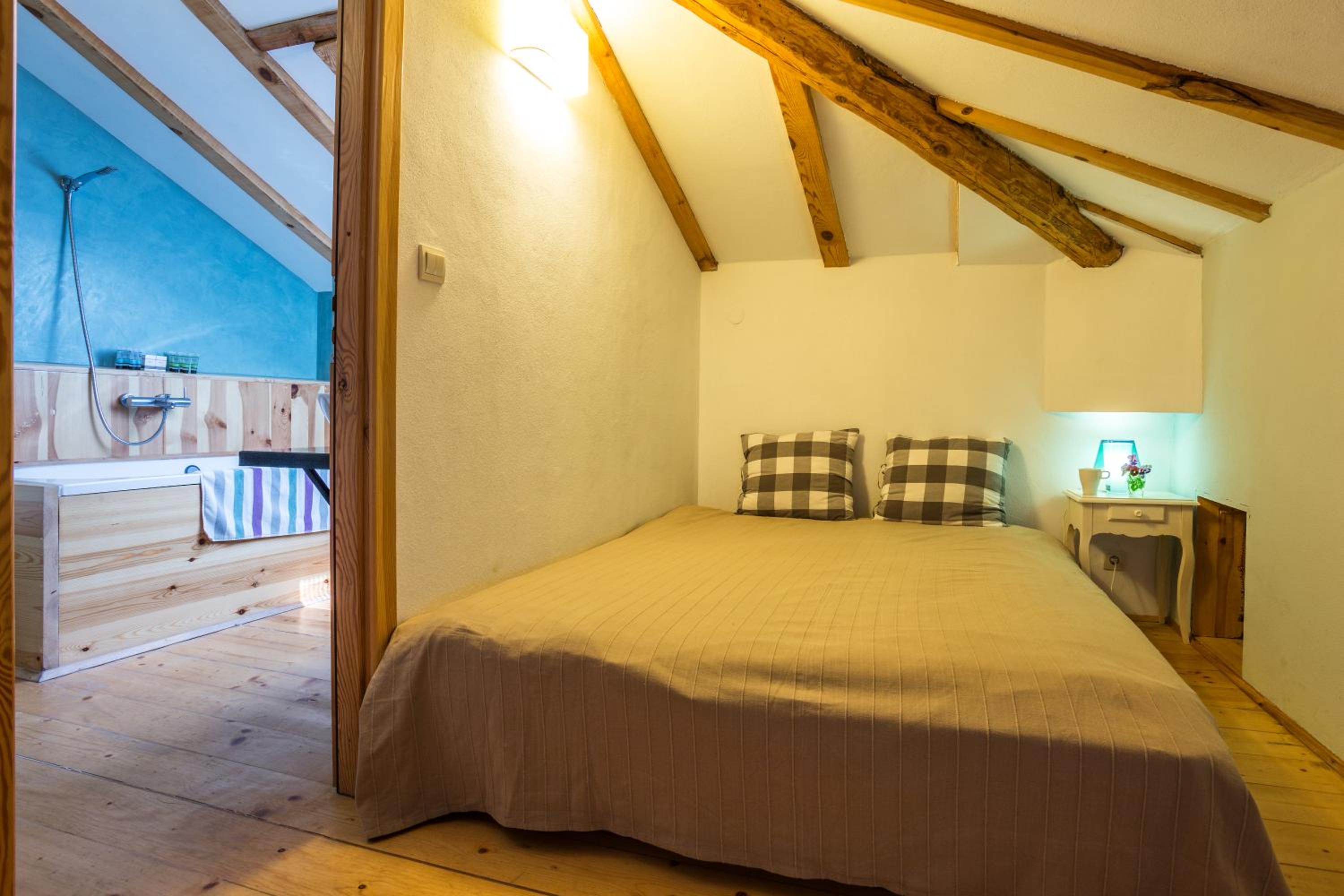 Garmen Hills Guest Houses view 5