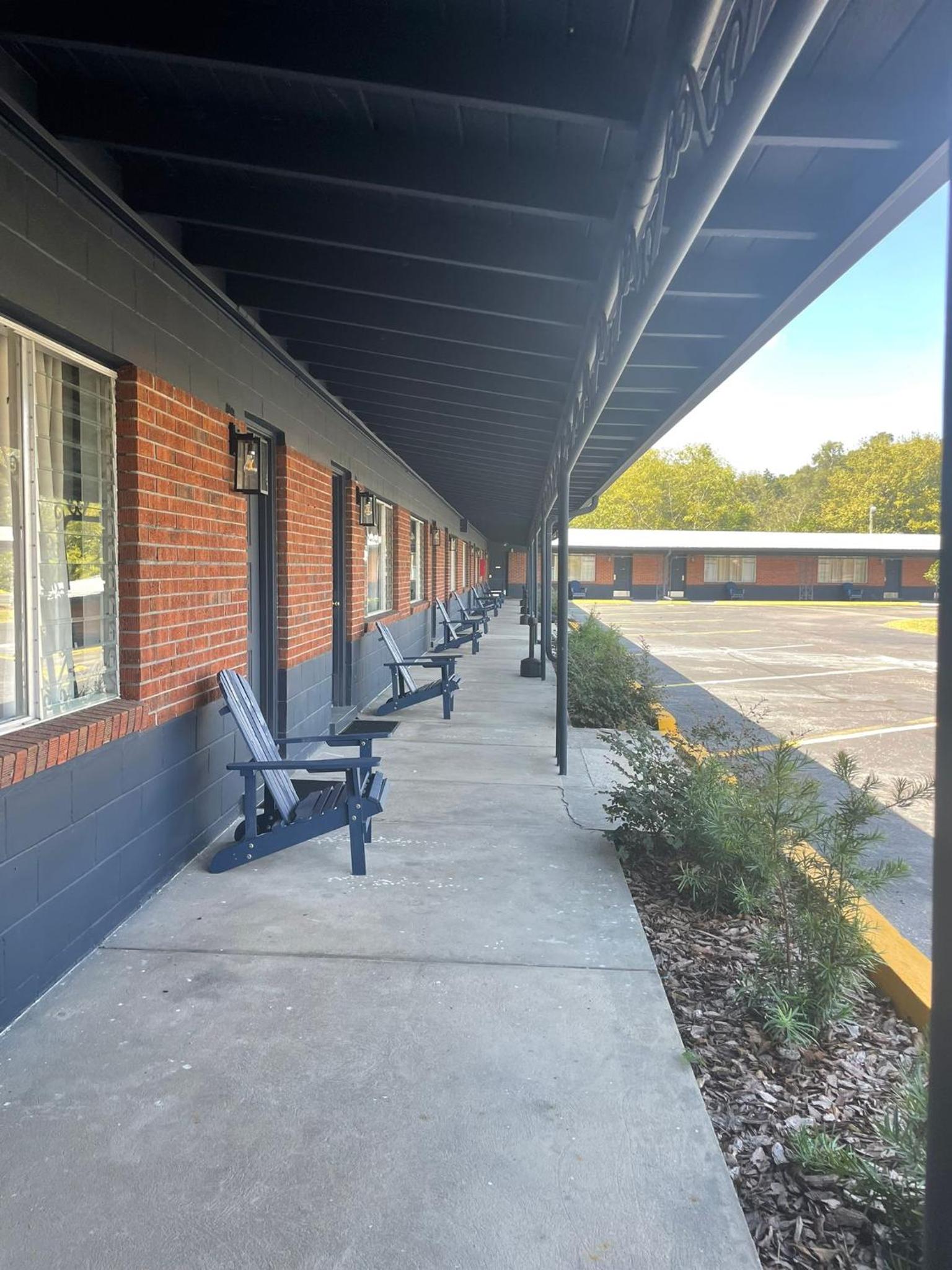 BlueGem Motel - Property Image 75