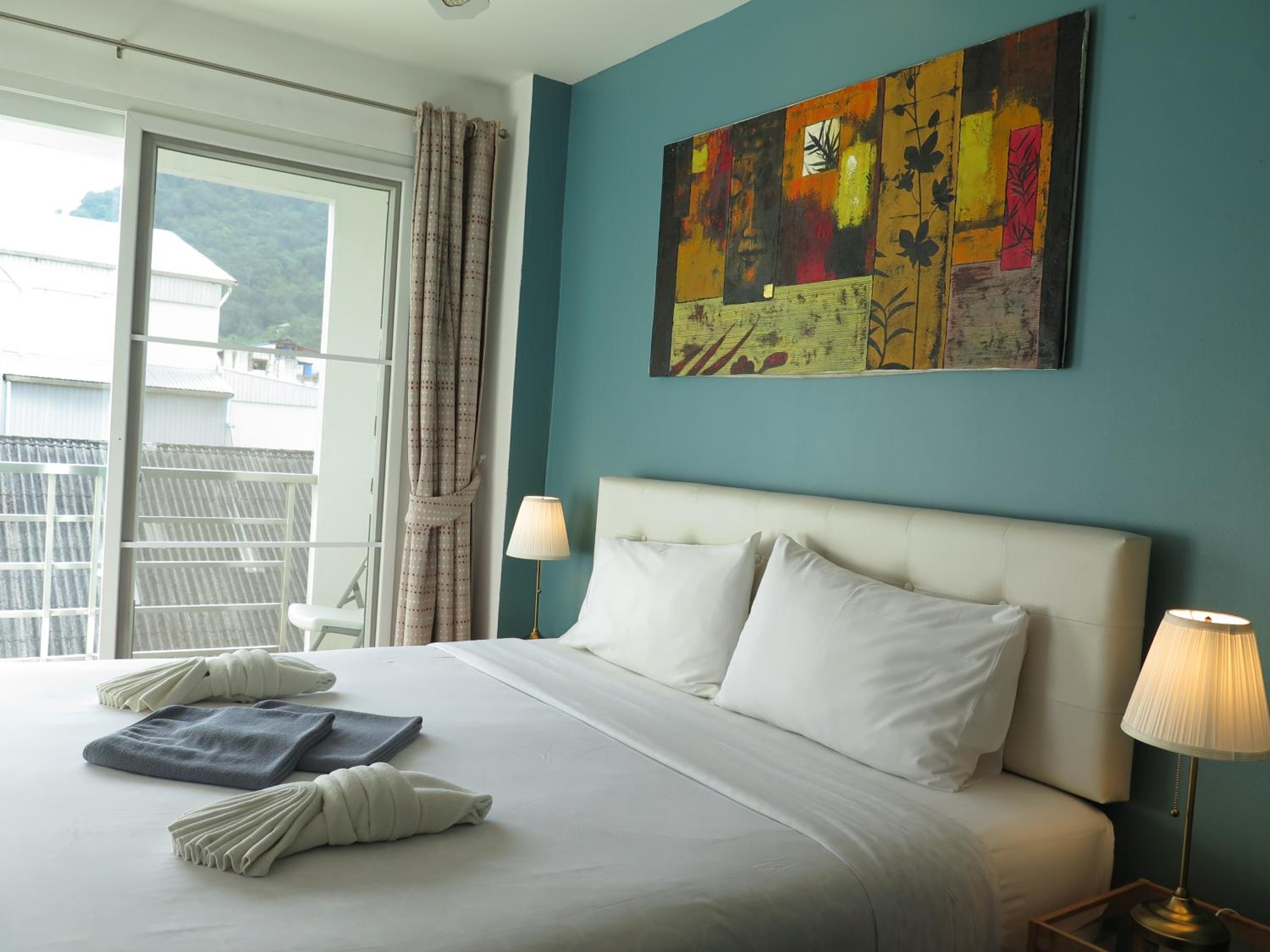 619 2 Bedrooms 2 Bathrooms 1 Km Walk To Beach