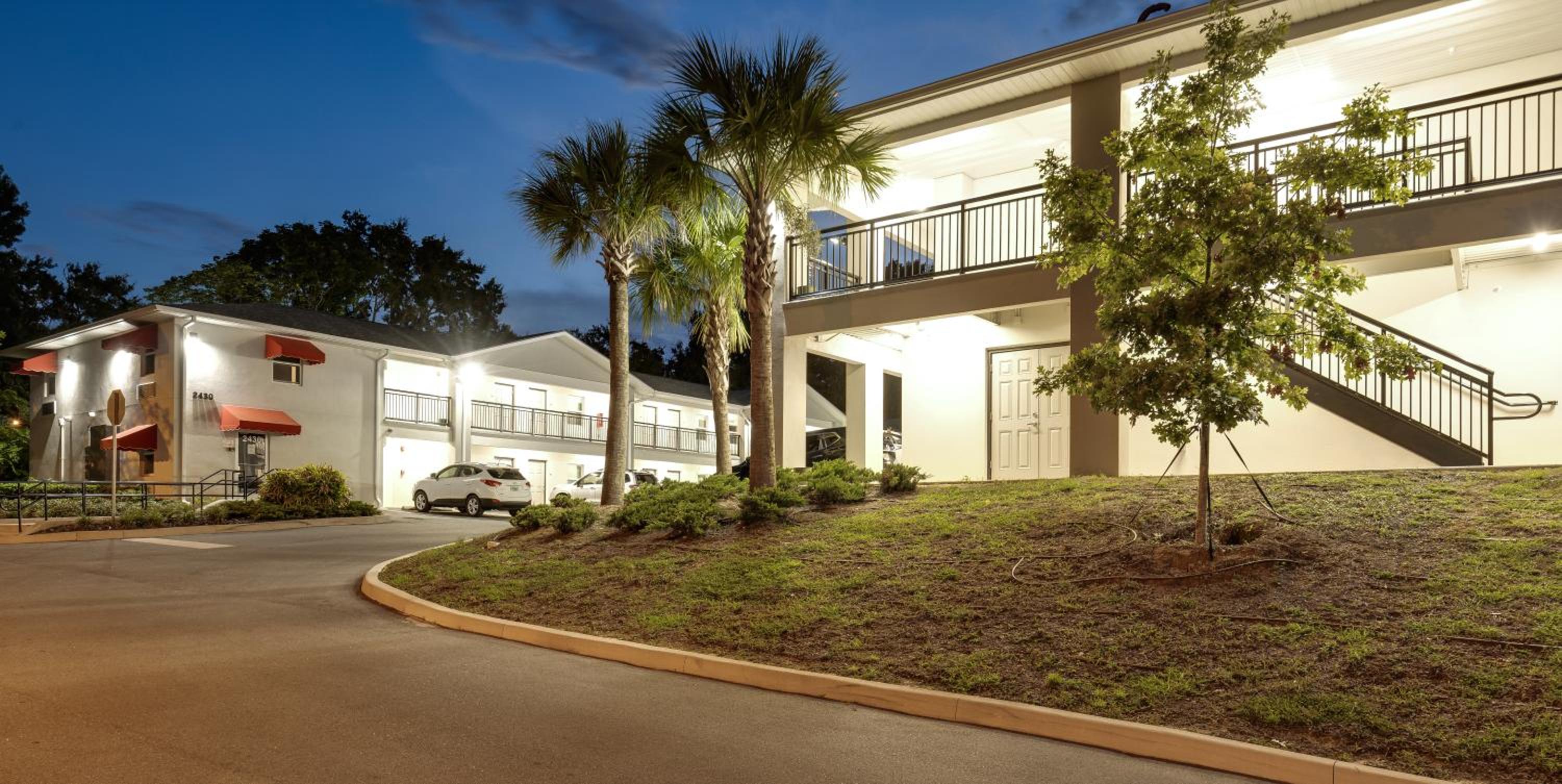Baymont by Wyndham Ocala Suites view 3