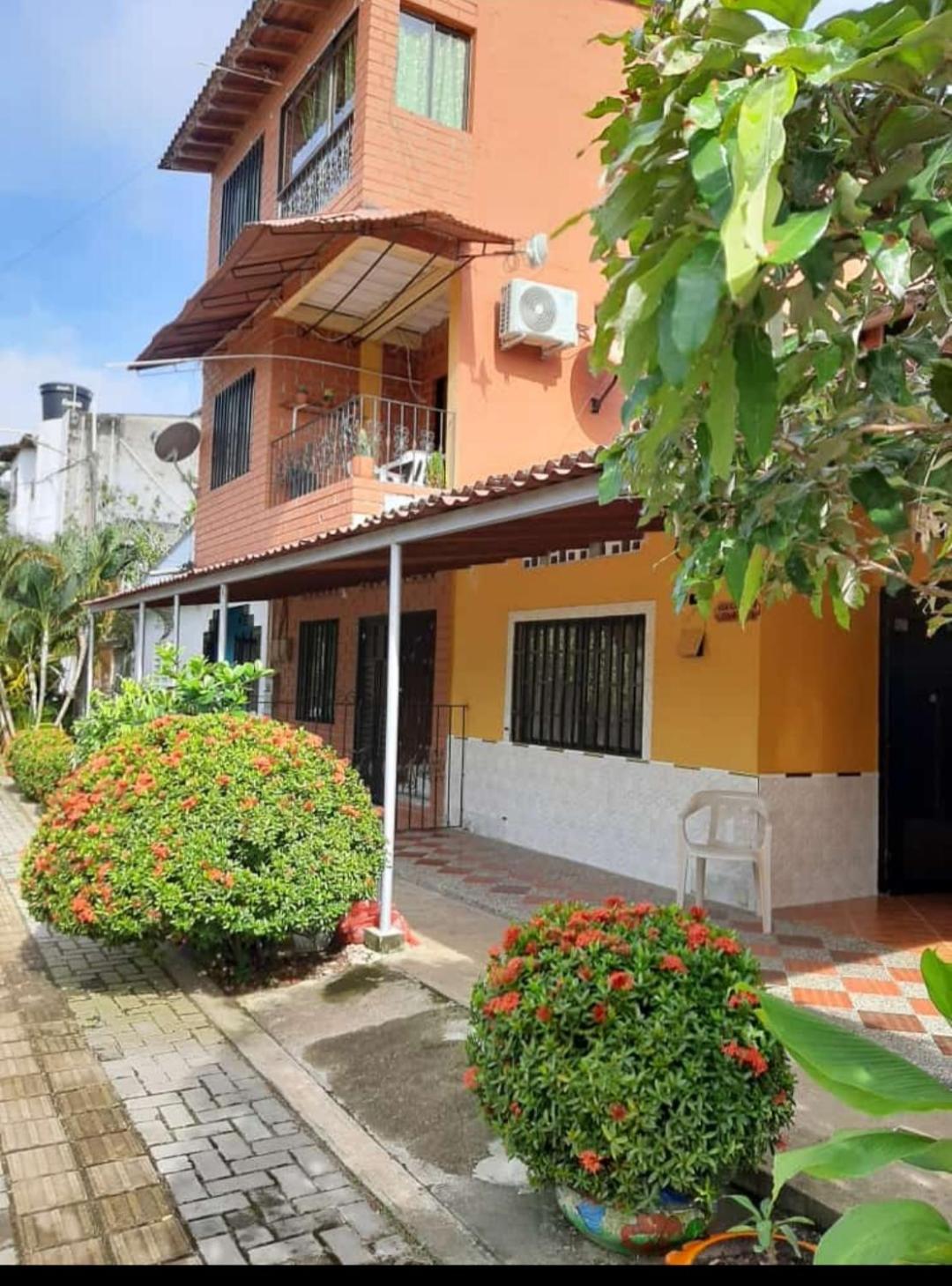 Mi pueblo natal Aptos y habitaciones