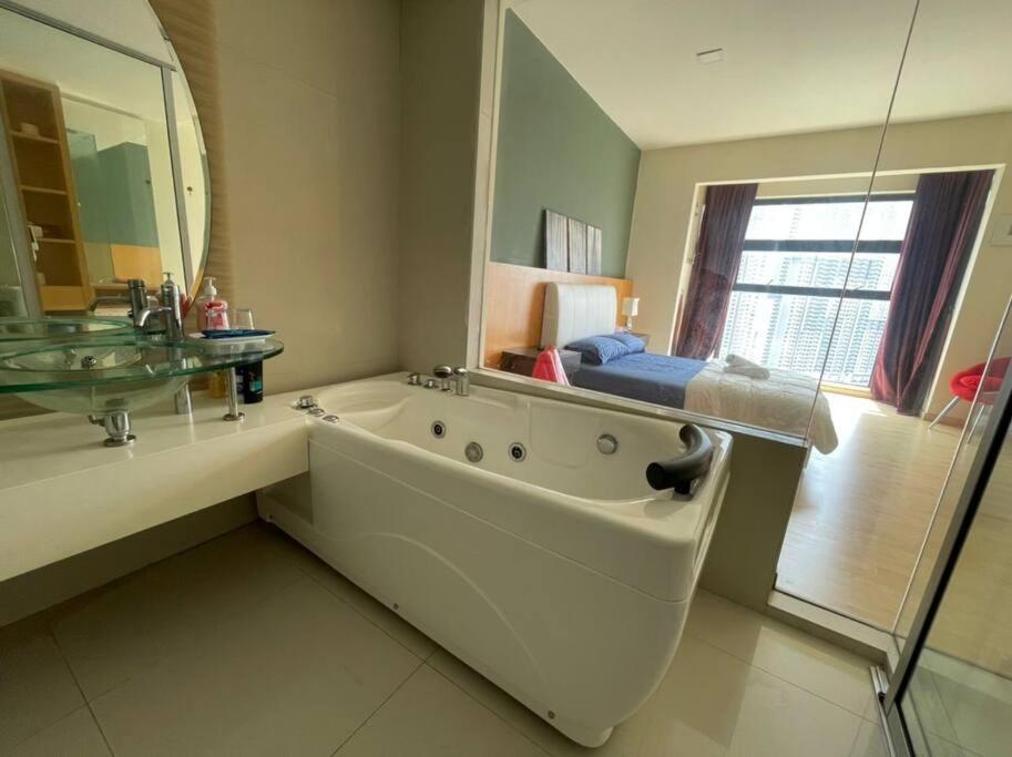 Stylish Romantic Couples Getaway at KL City 1419