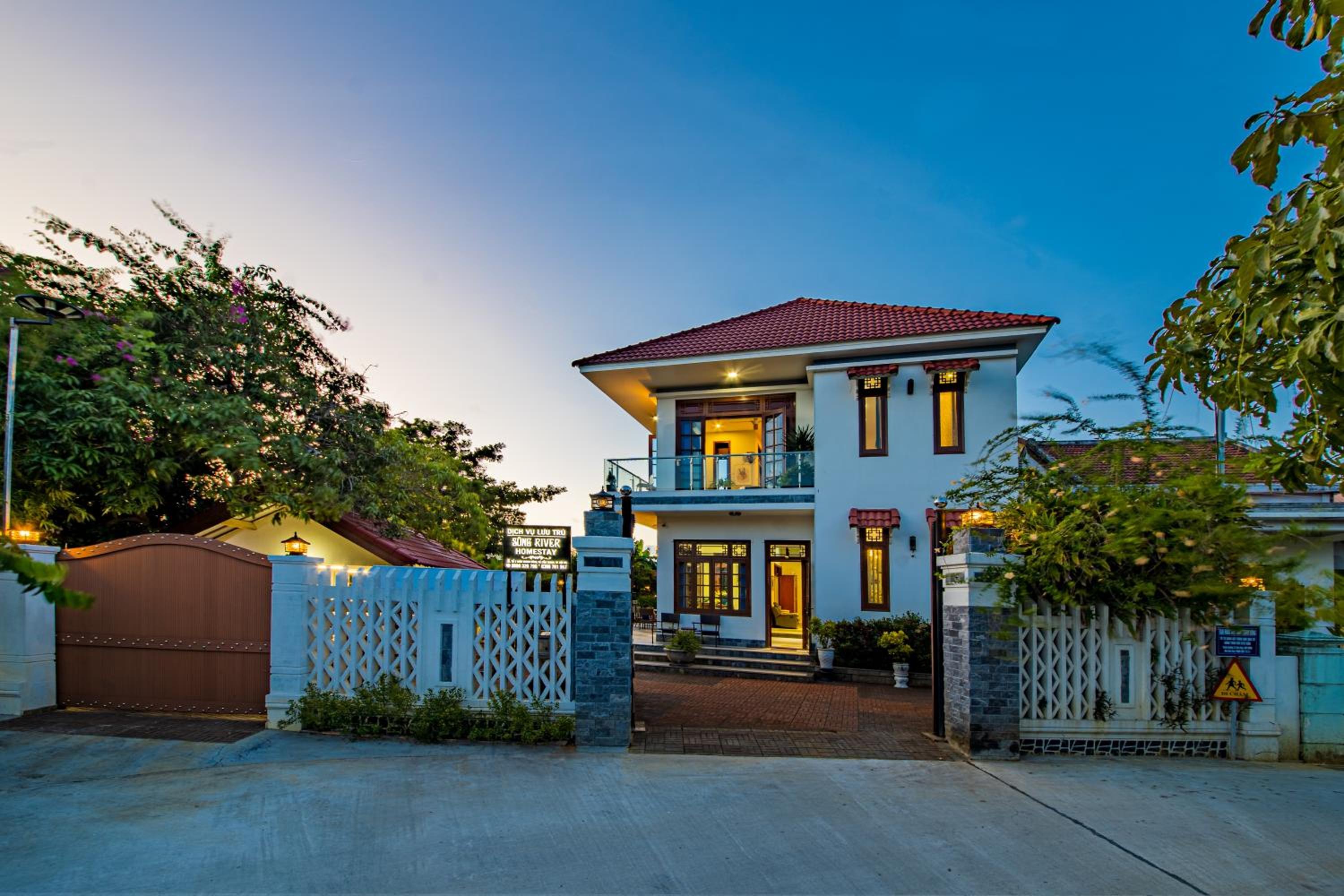 Sông River Homestay Hội An