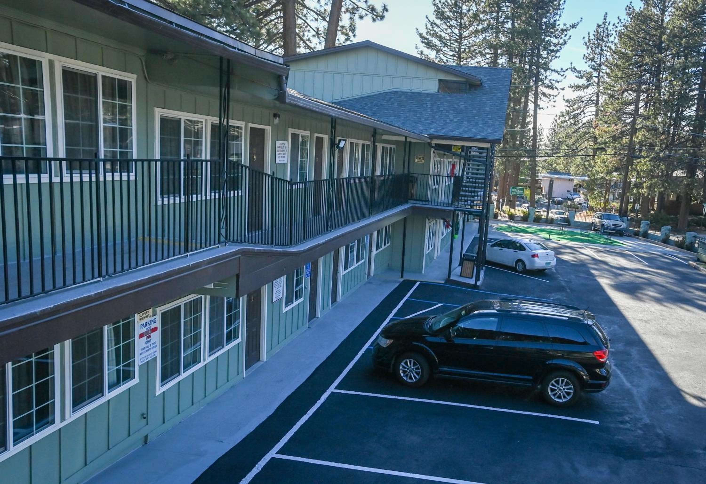 Lake Tahoe Vacations - Budget INN At The Heavenly Gondola - Property Image 37