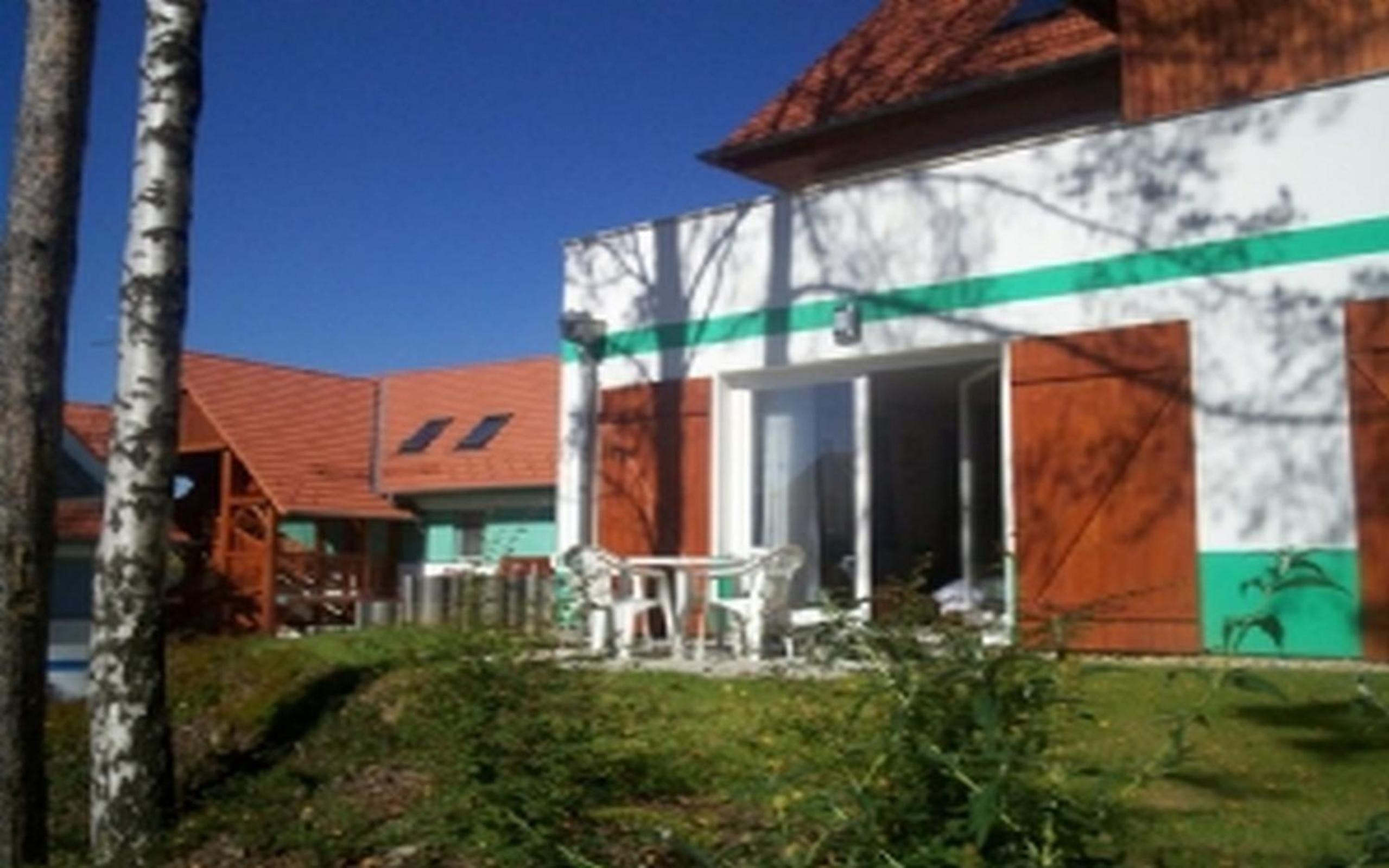 Photo 48