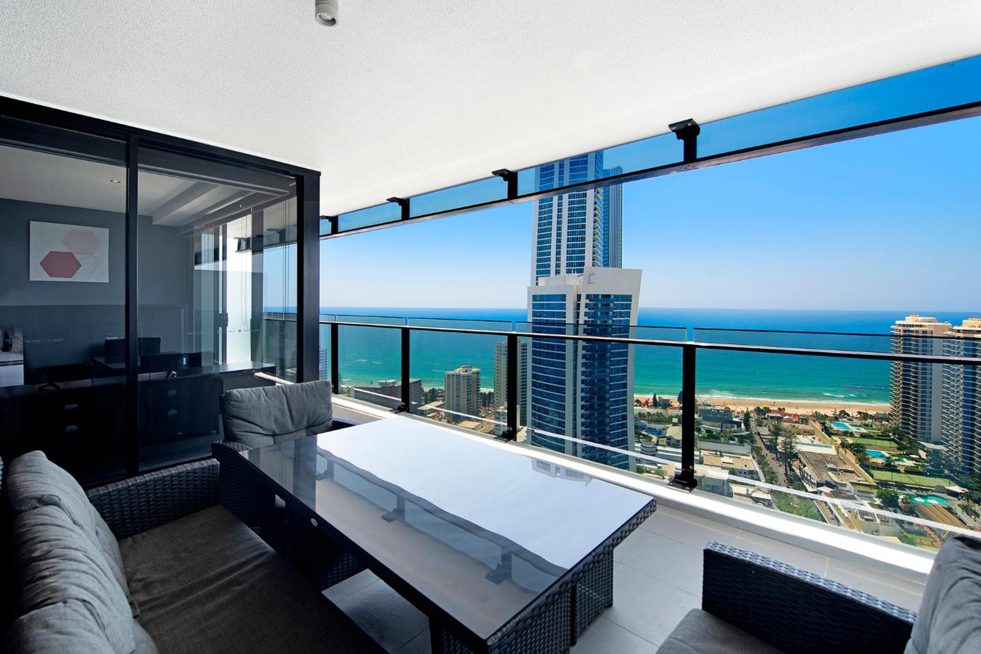 Circle on Cavill - Hosted by Coastal Letting Co.