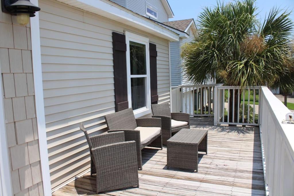 Hotel Enjoy Our Ocean Oasis - Image 1