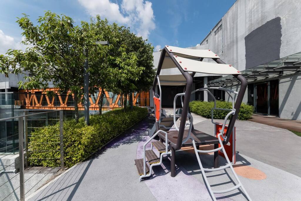 Eko Cheras 3 pax by Feel Home Above Mall