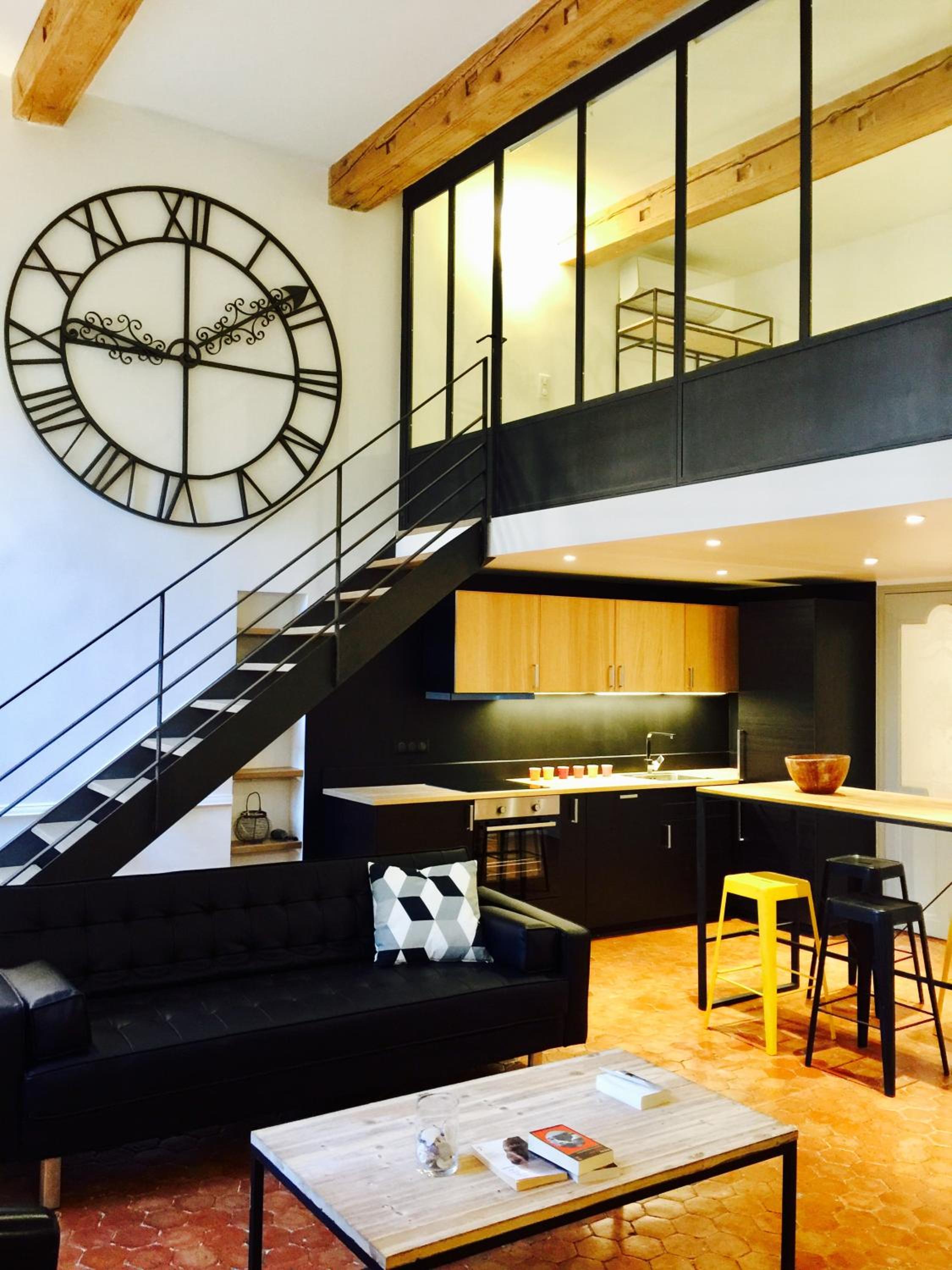 Photo 32