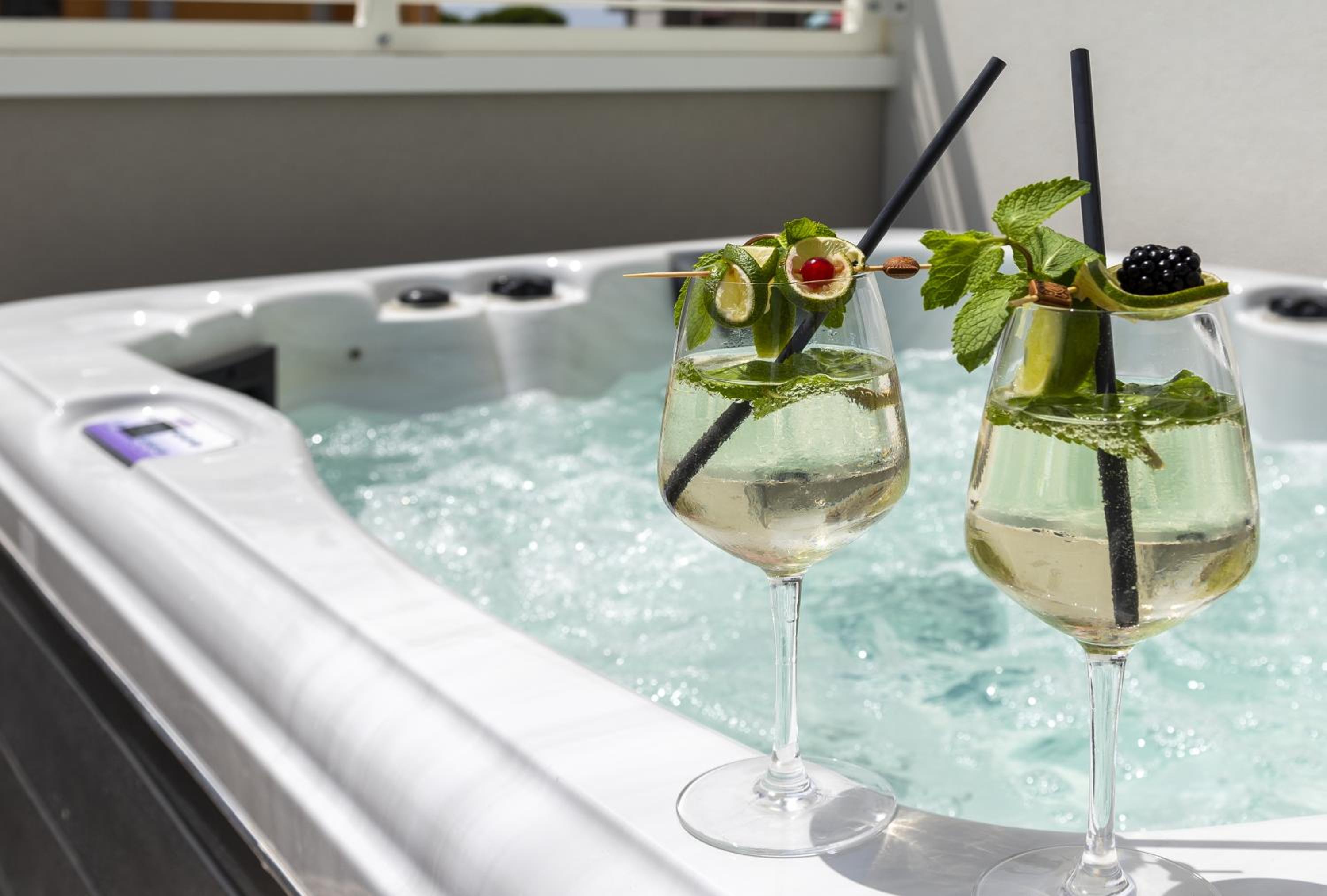 Jacuzzi