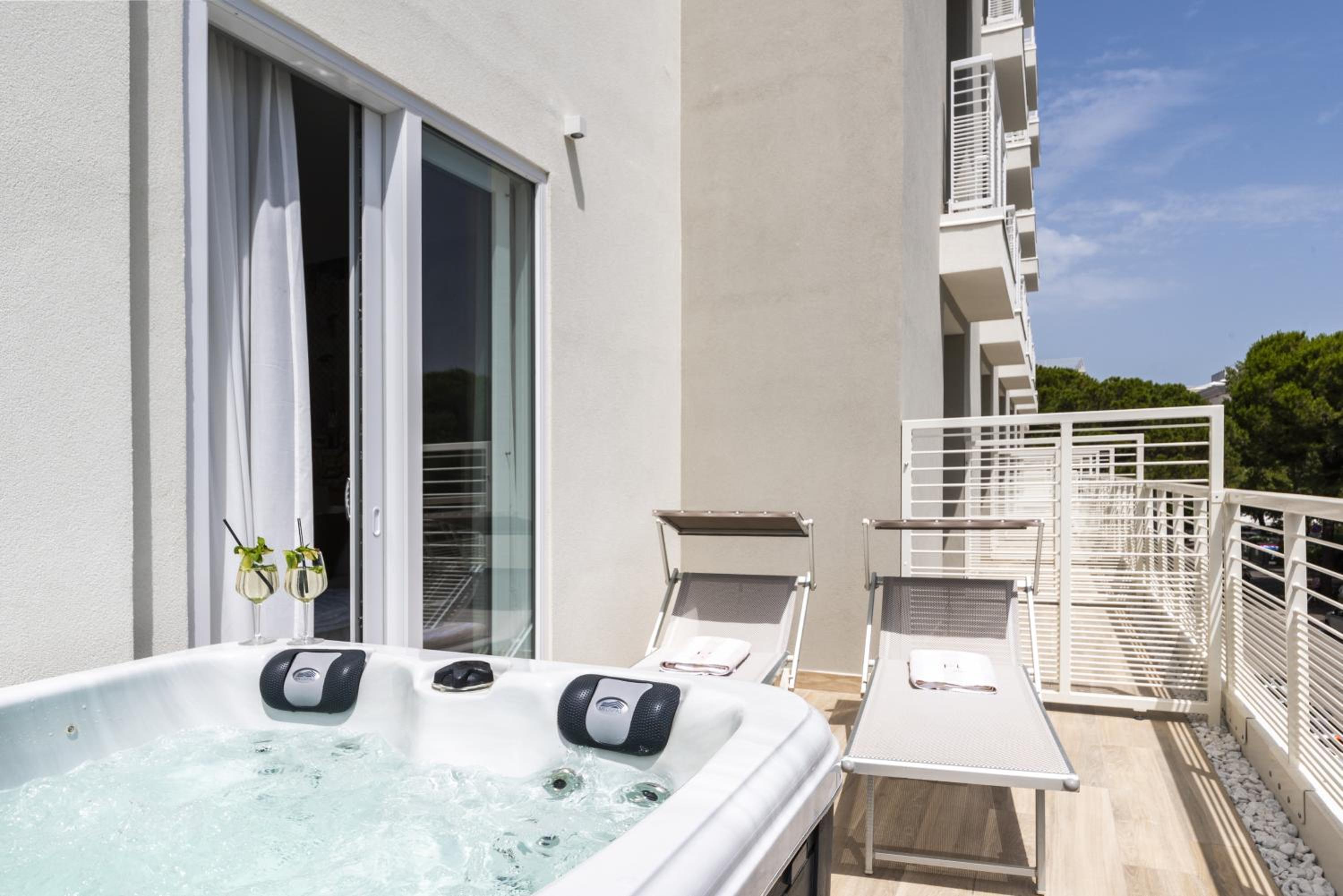 Jacuzzi