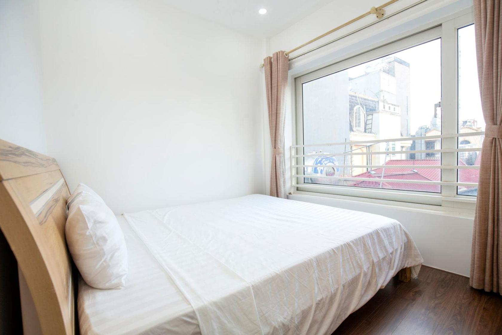 Sumitomo Tower-1 Bed Apartment & Hotel