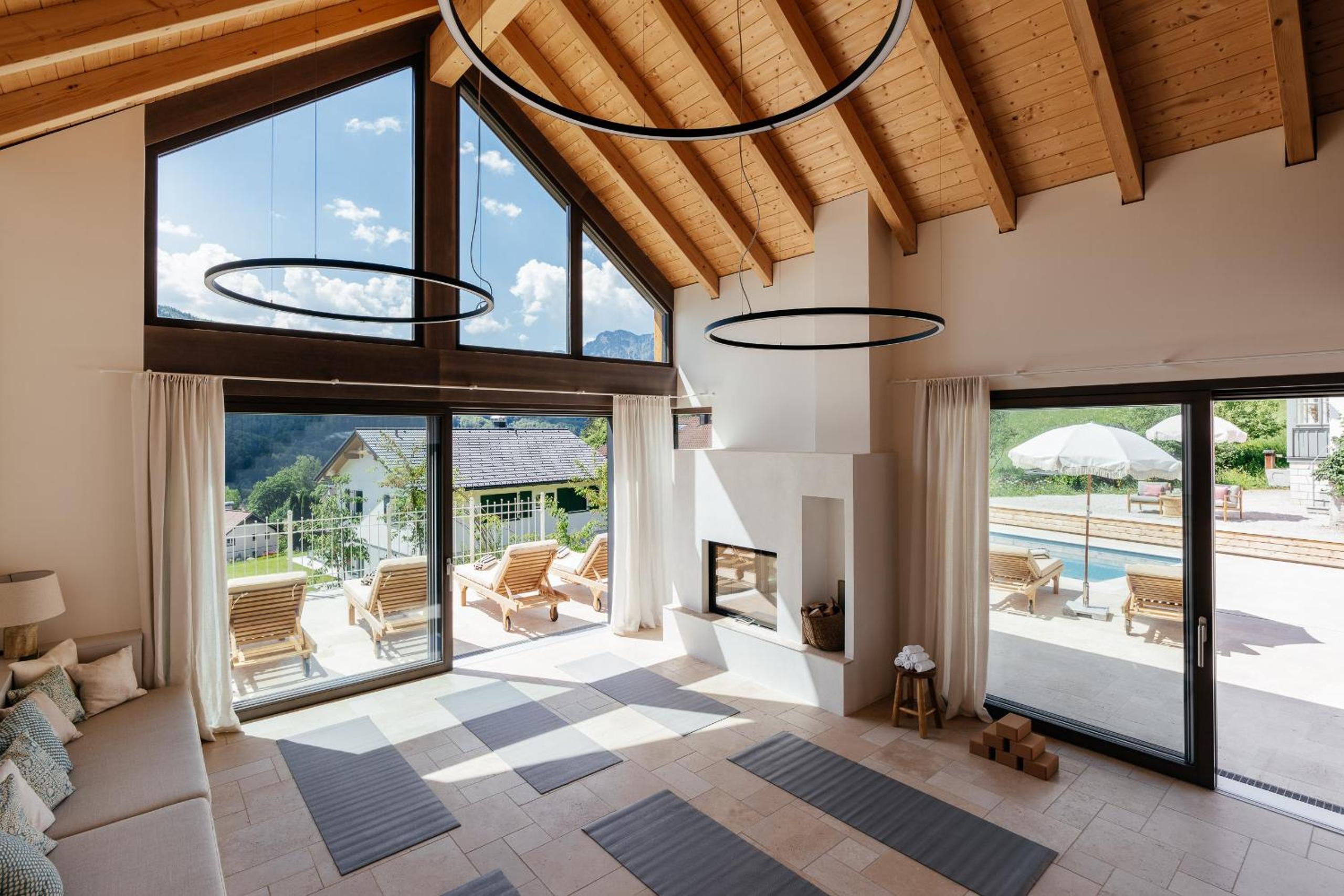 Villa Flora - a scene for all seasons