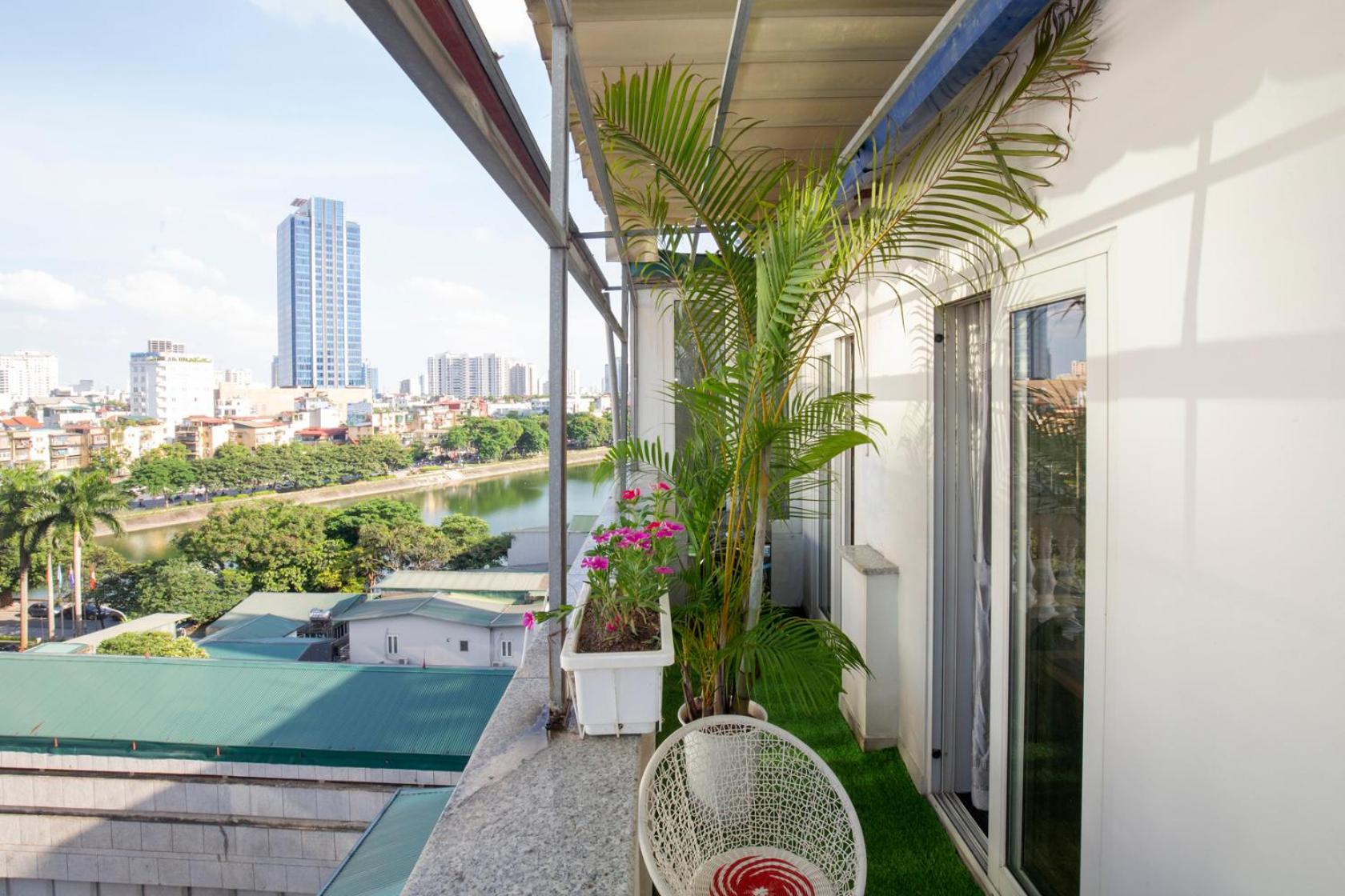 Sumitomo Tower-1 Bed Apartment & Hotel