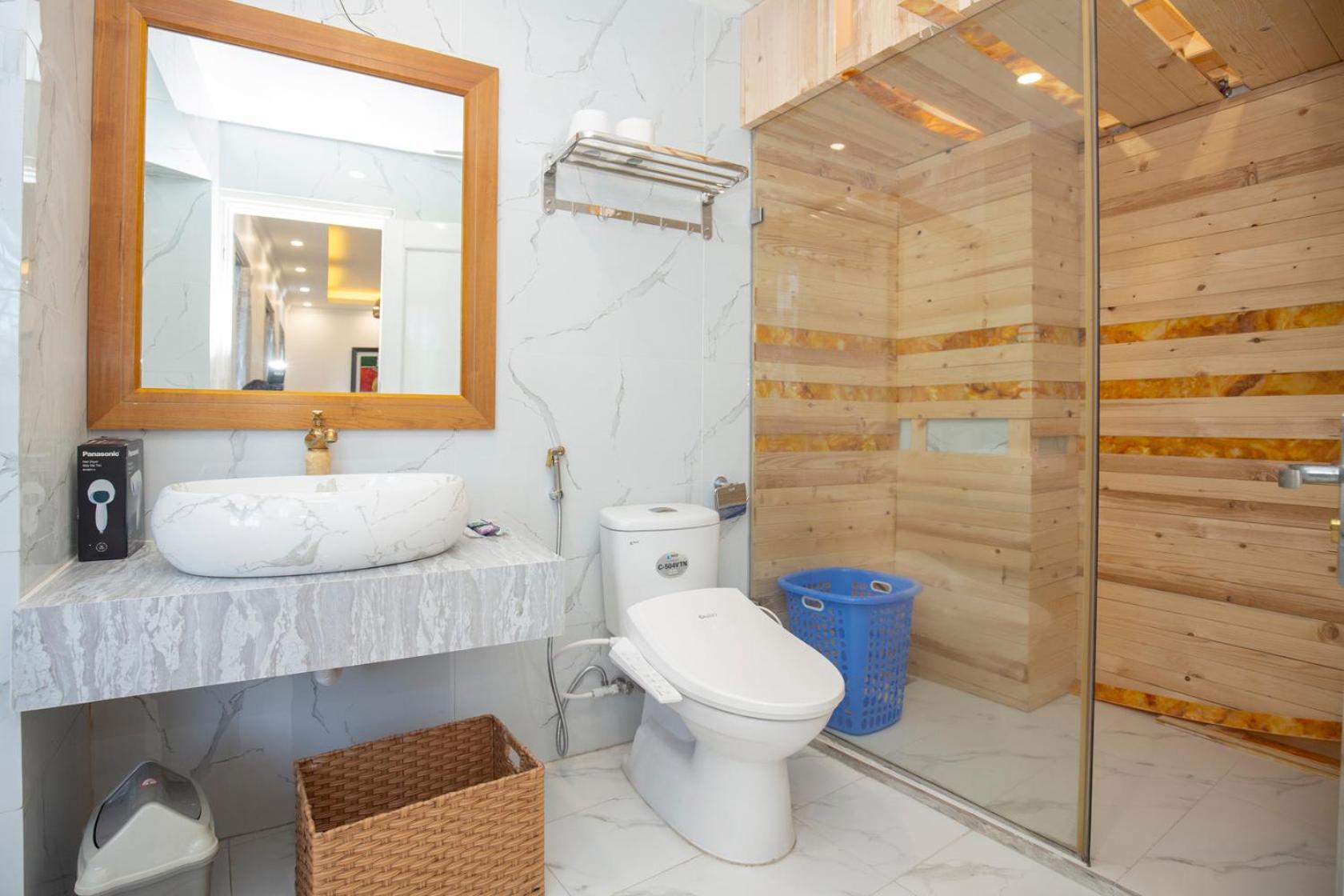 Sumitomo Tower-1 Bed Apartment & Hotel