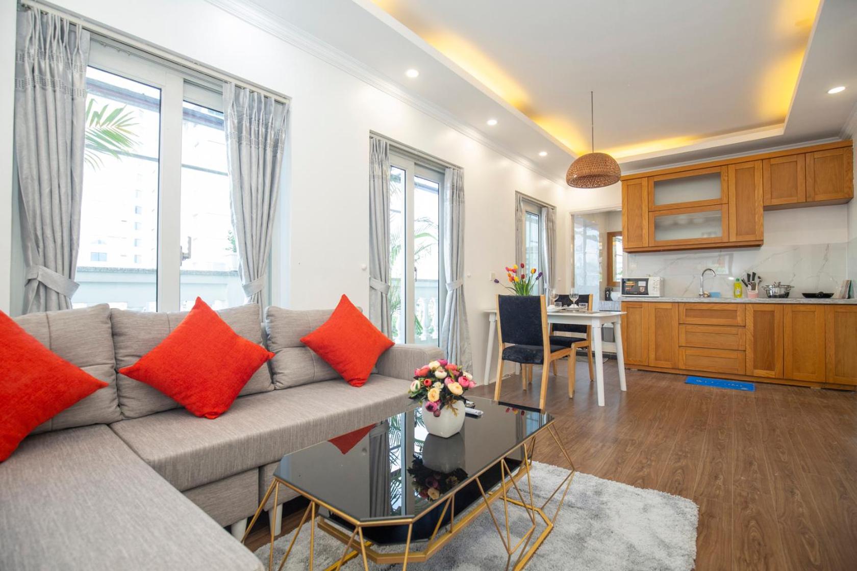 Sumitomo Tower-1 Bed Apartment & Hotel