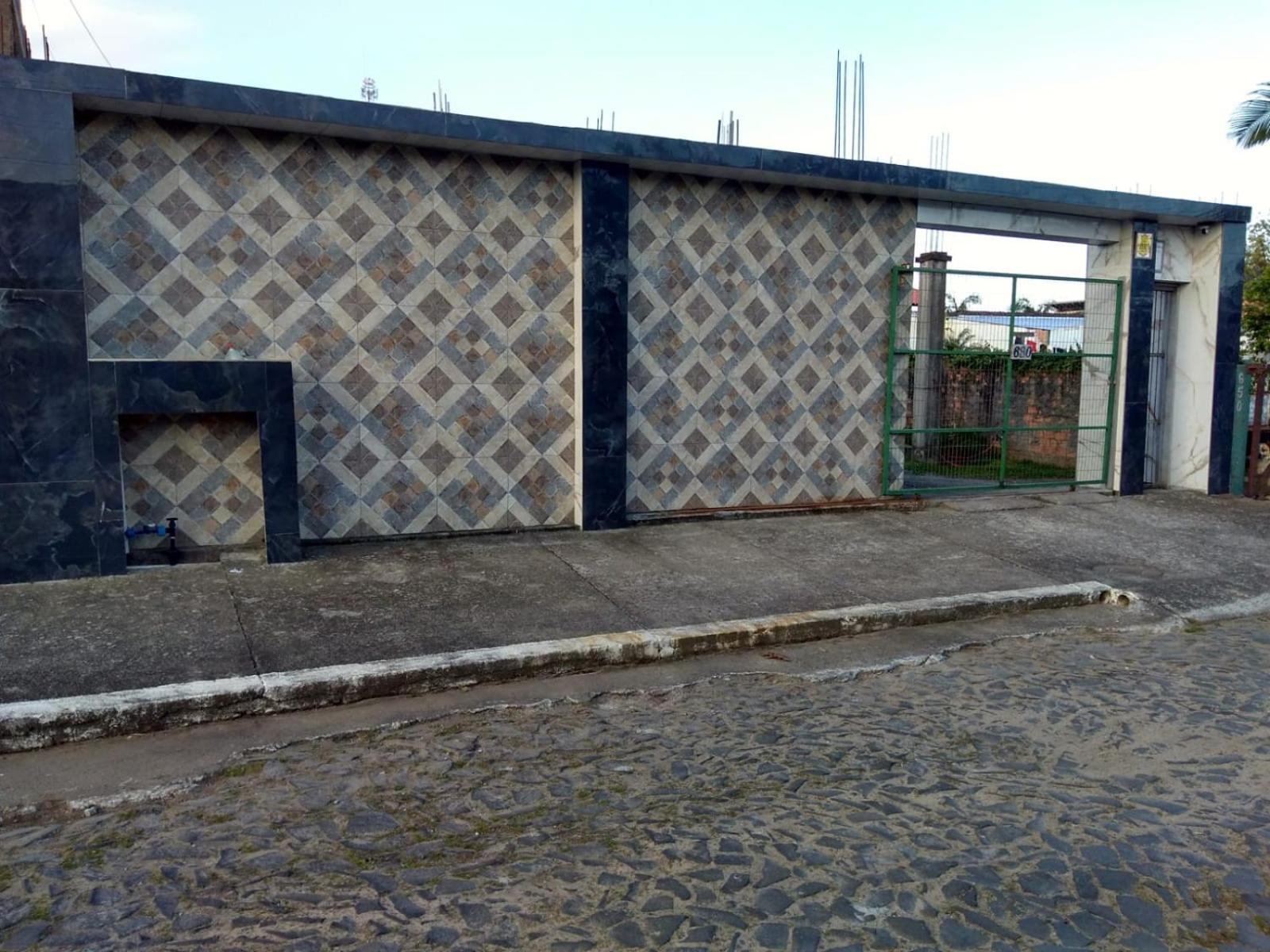 Casa a Três Quadras da Praia da Cal! Torres