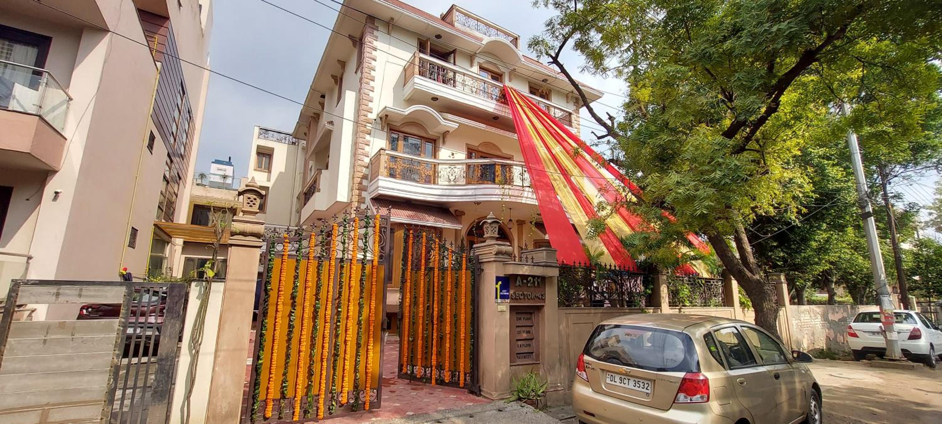 Hotel Ashray Noida