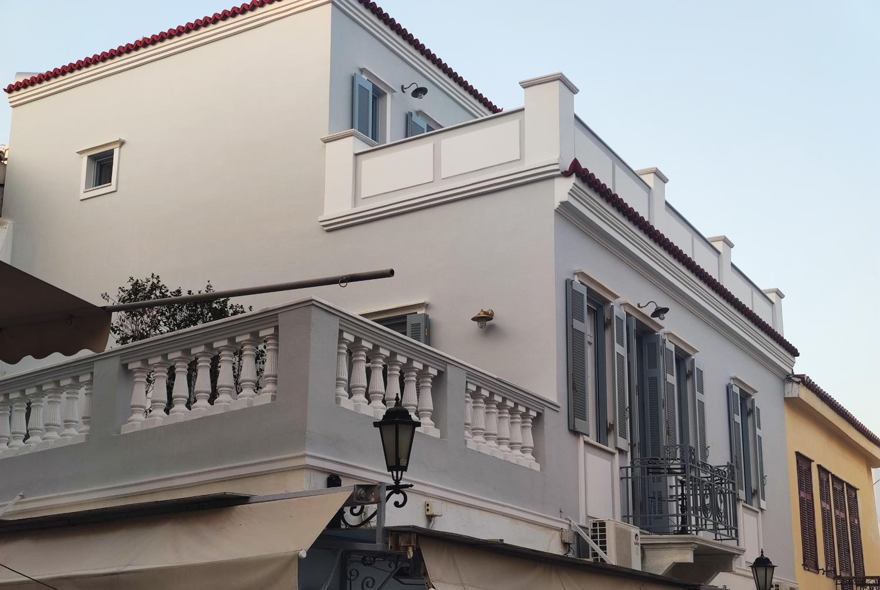 Hotel Elayio Old Town - Image 1