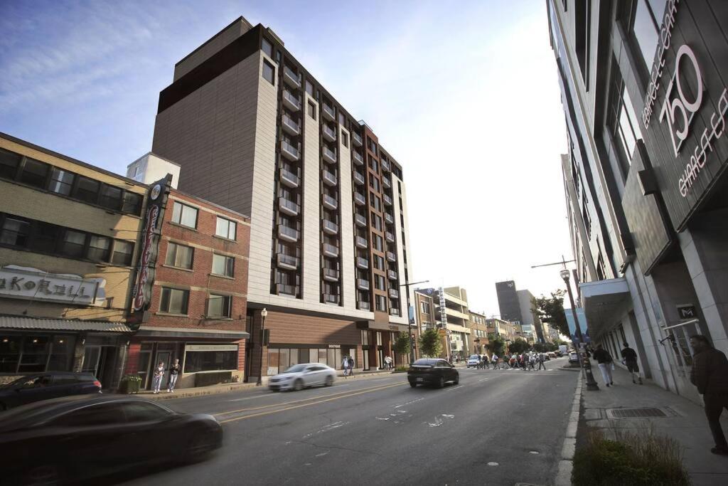 NOUVEAU - CONDO 2CH - VIEUX-QUÉBEC
