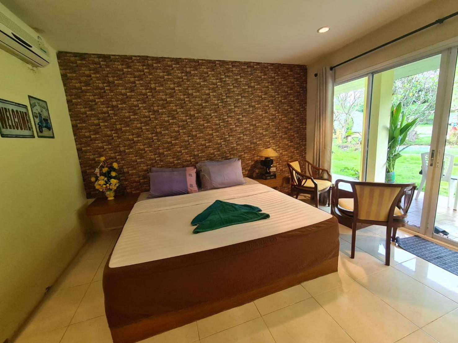 Phutawan Resort