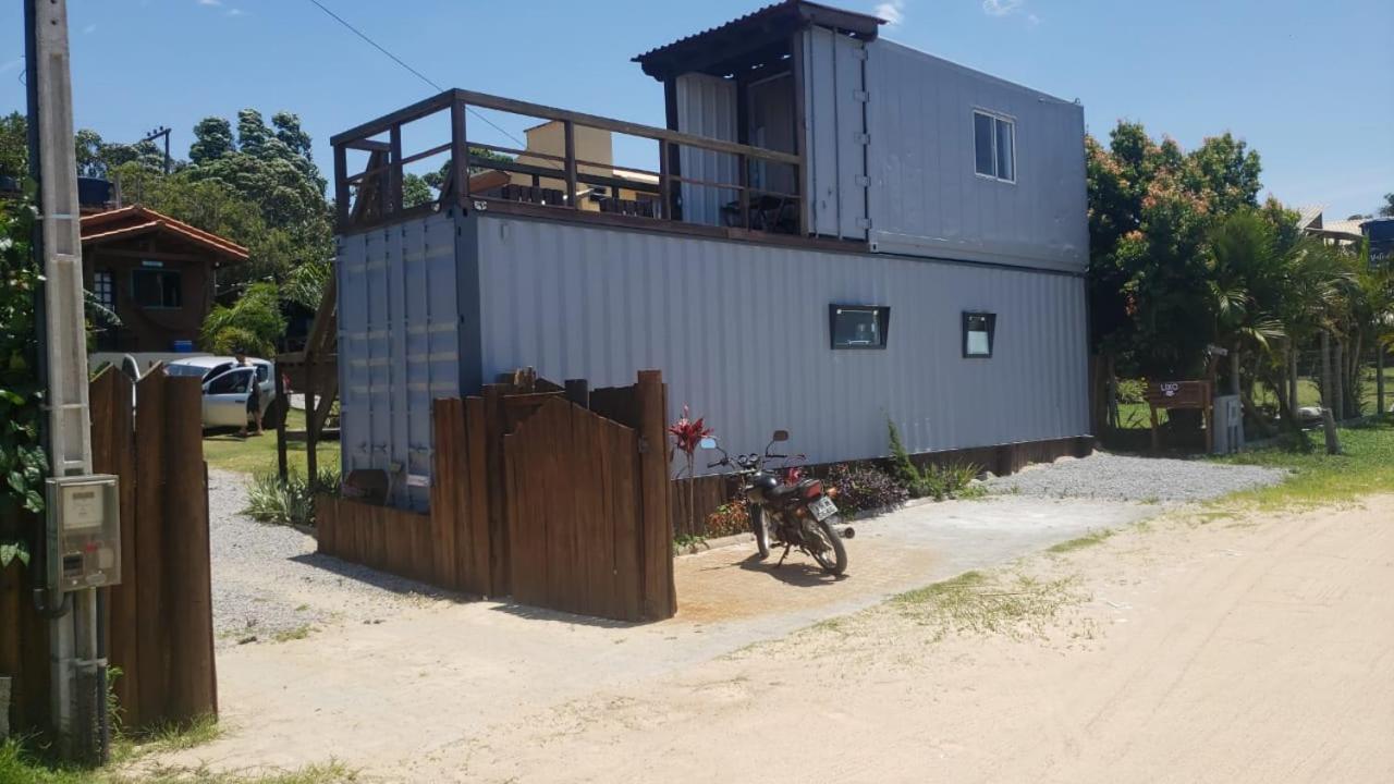 Hindu Box Containers e Cabanas