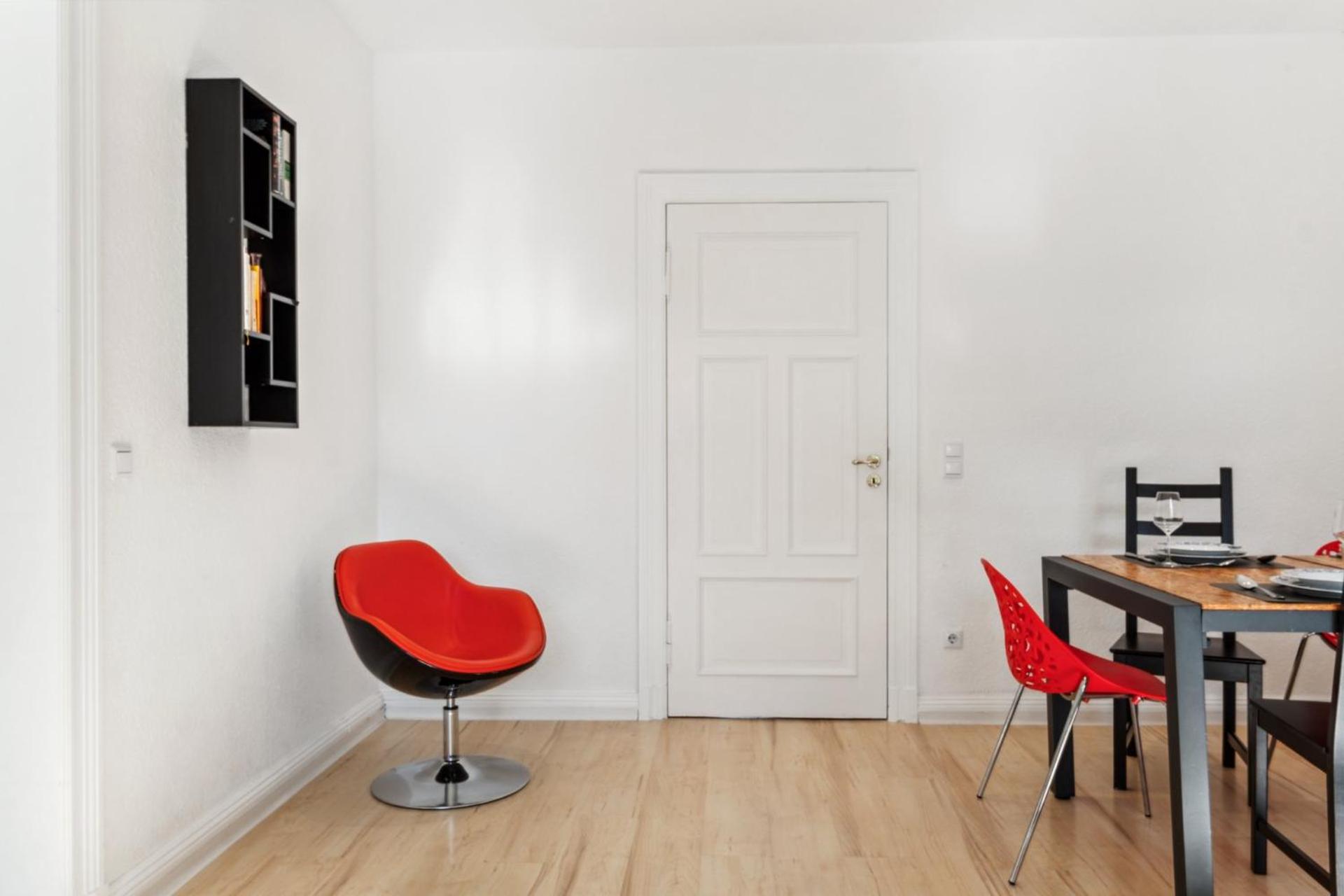 Bright 3-room apartment near Prenzlauer Berg