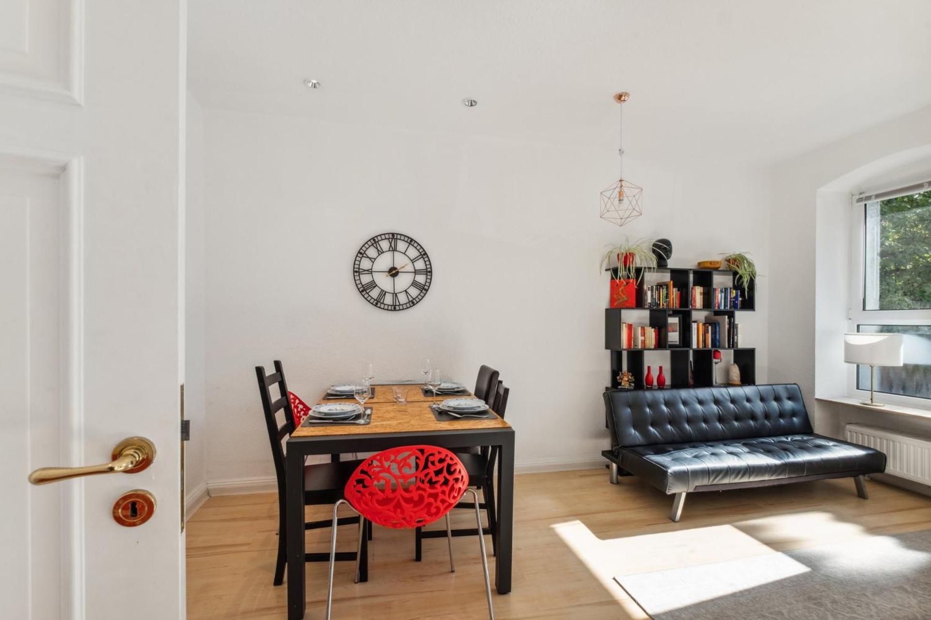 Bright 3-room apartment near Prenzlauer Berg