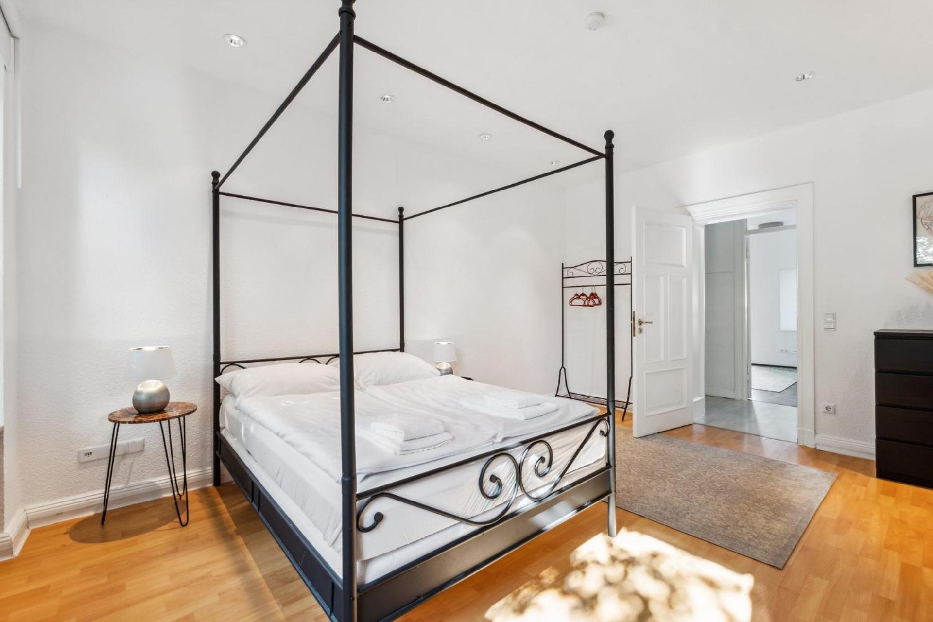 Bright 3-room apartment near Prenzlauer Berg