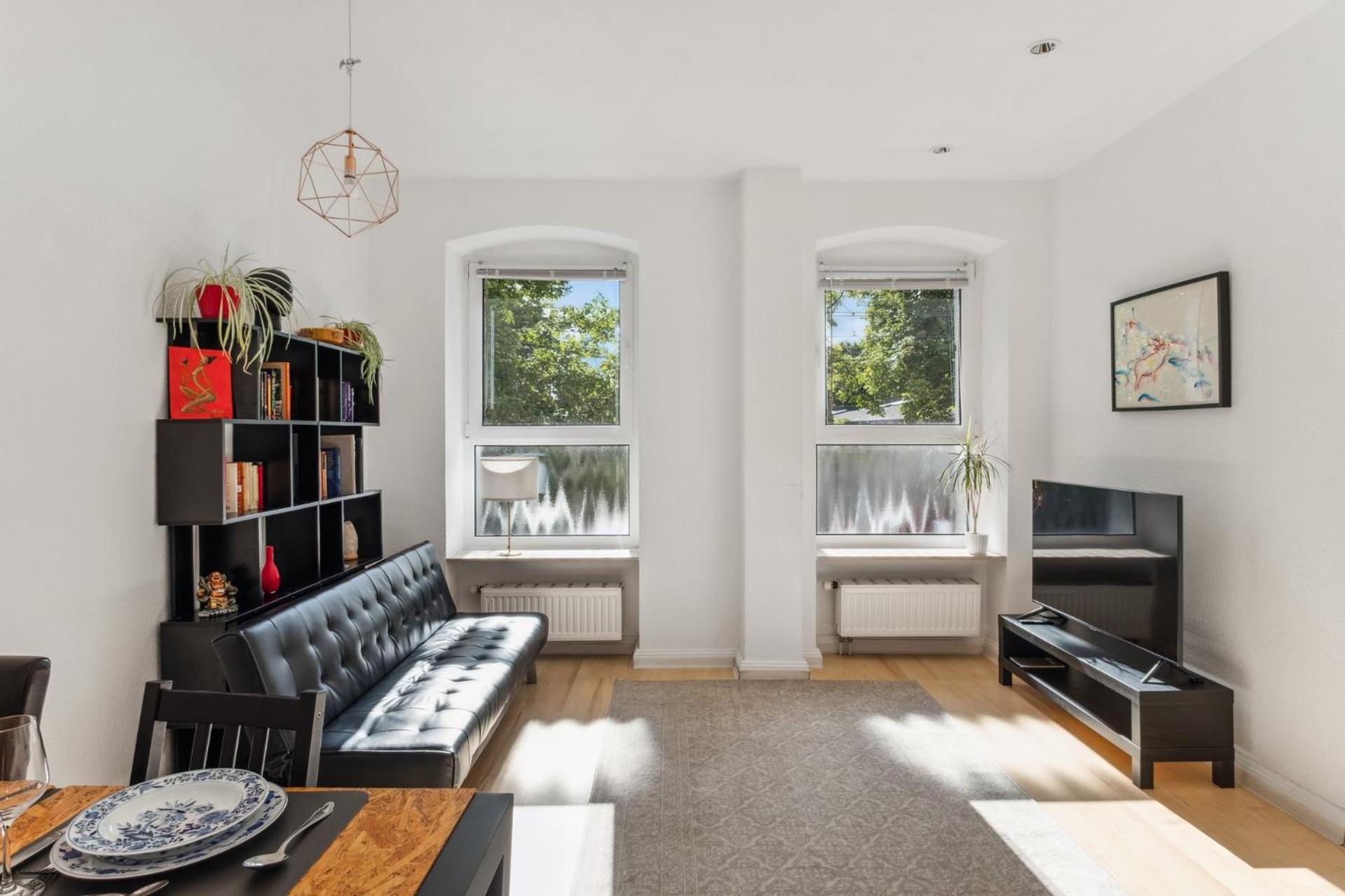 Bright 3-room apartment near Prenzlauer Berg