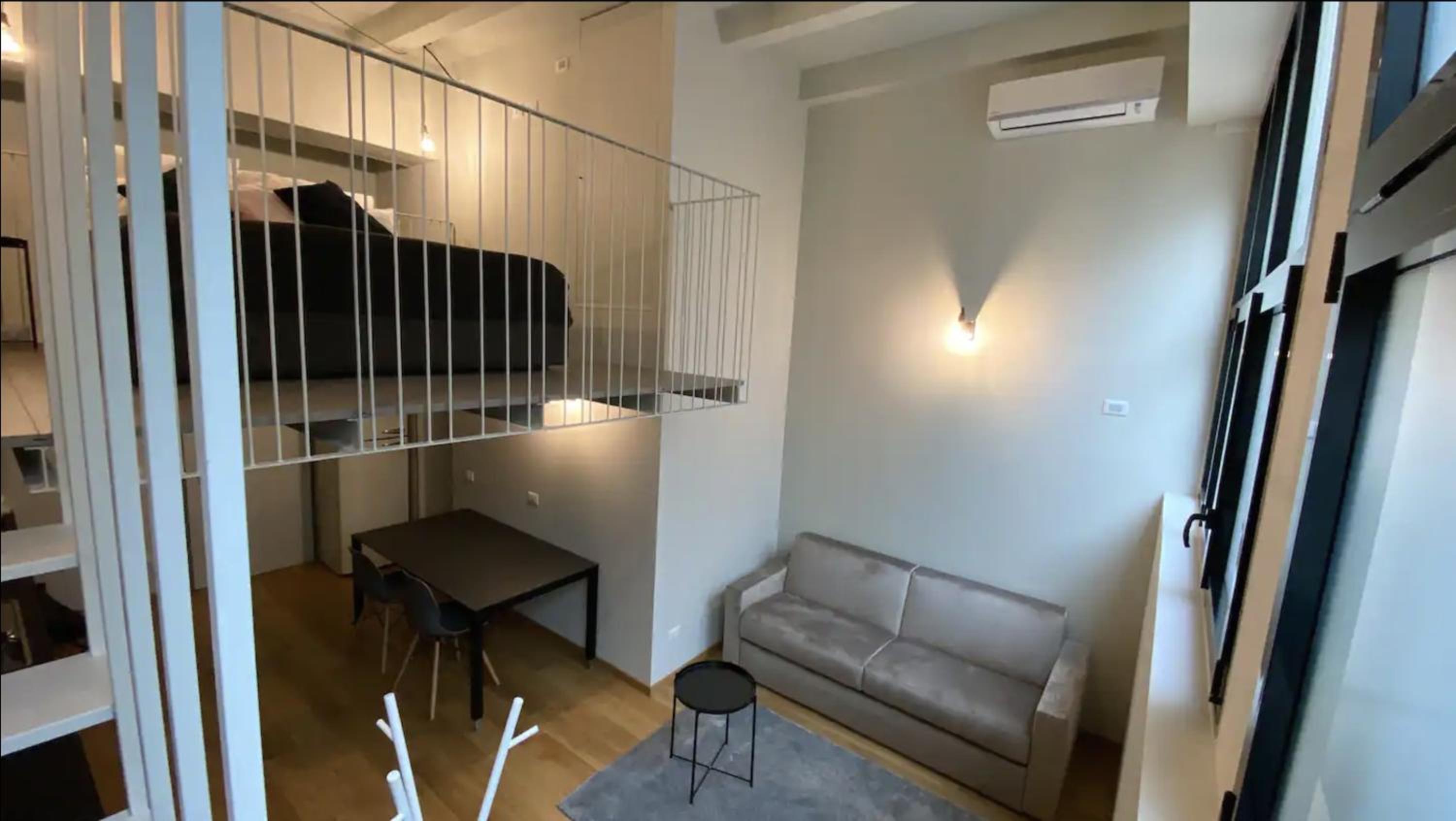 Modern Loft in Porta Venezia