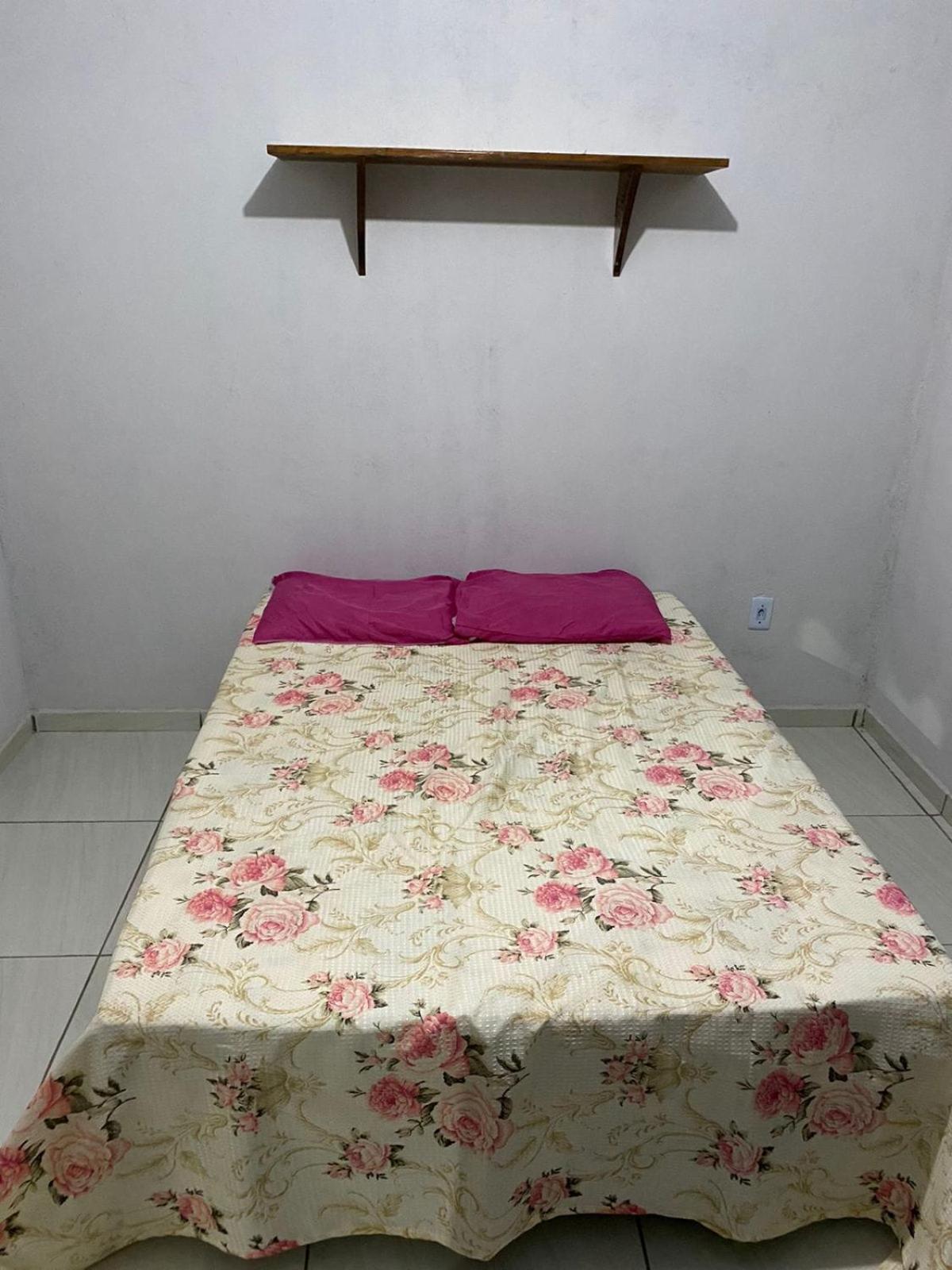 Pousada Sitio do Terrão a 500 metros da BR 040 e a 10 minutos da Prainha