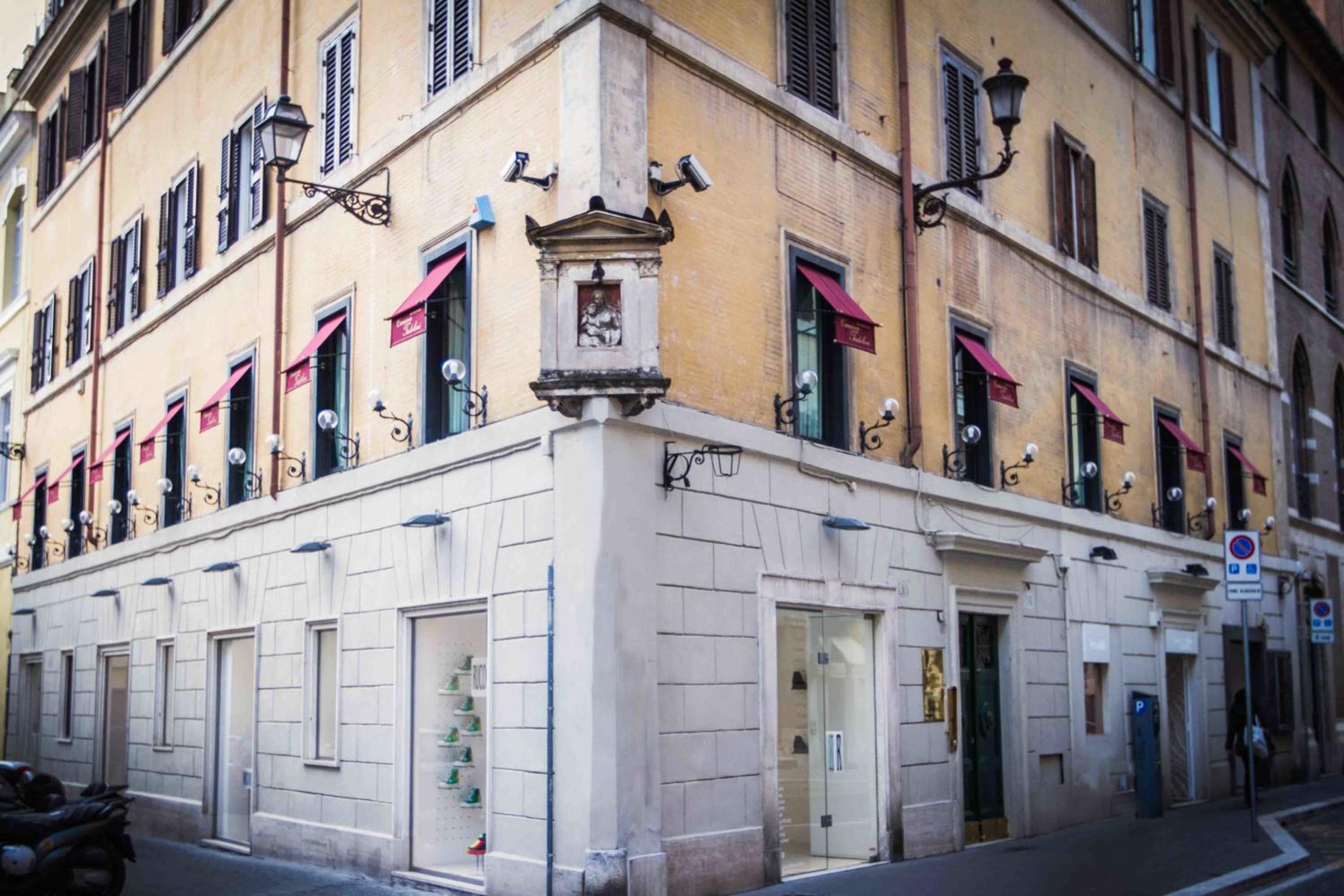 Residenza Canova Tadolini - Guesthouse