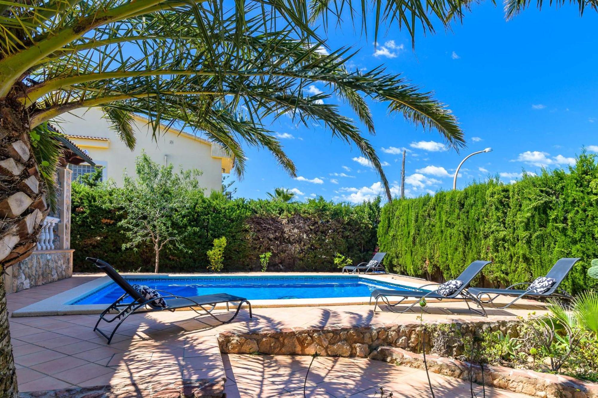 2263 Sunny holiday home with views over the bay of Palma view 4